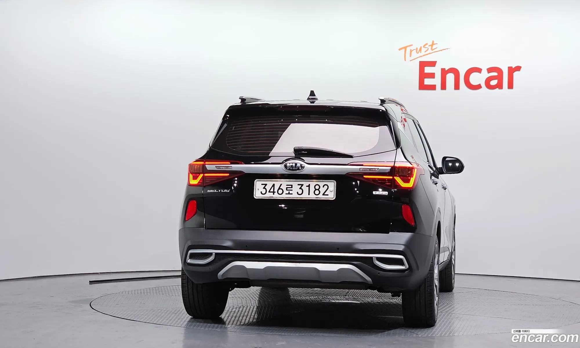 Kia Seltos 2020 KNAET812GLK084368 — 14