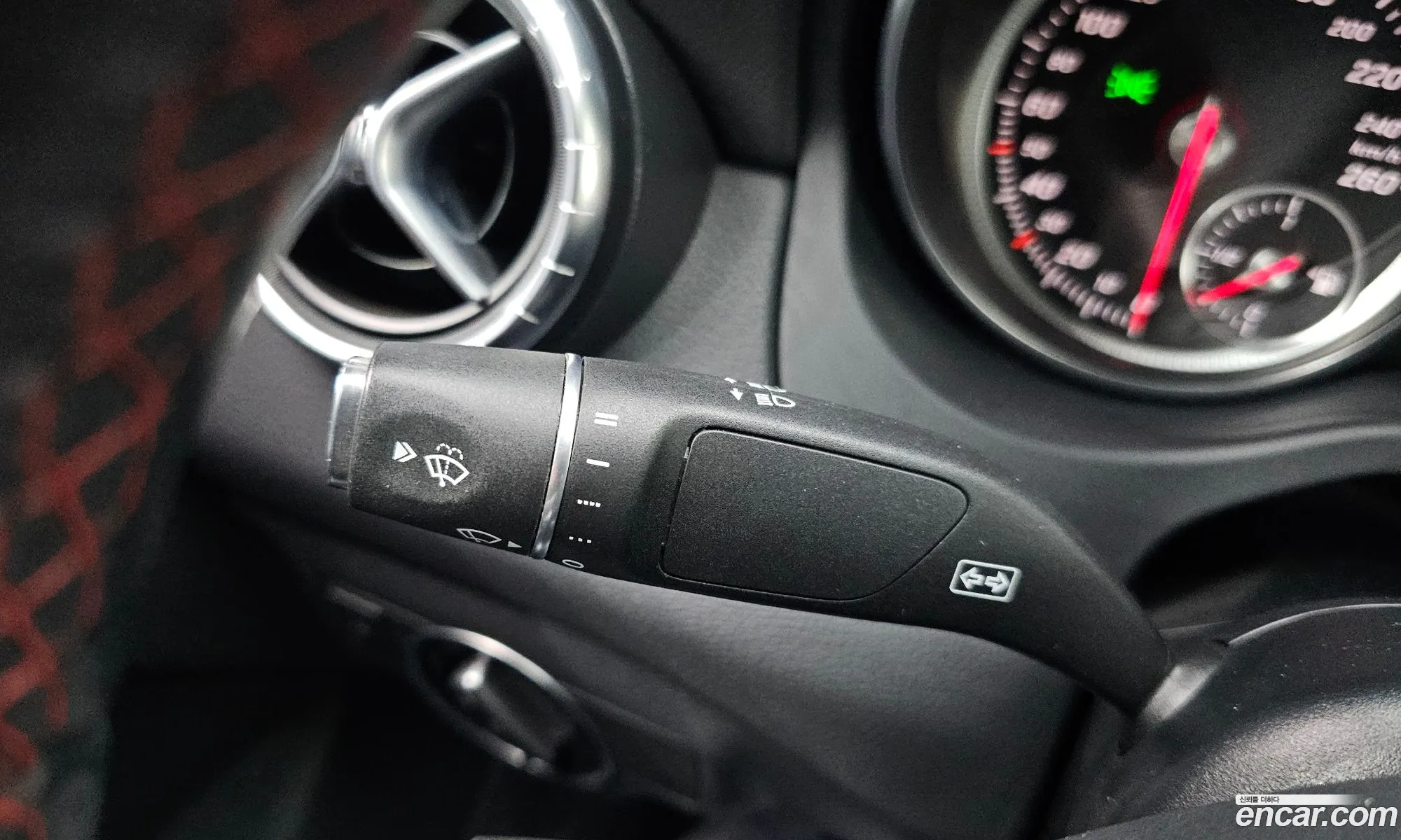 Mercedes-Benz CLA-Class C117 2017 — 28