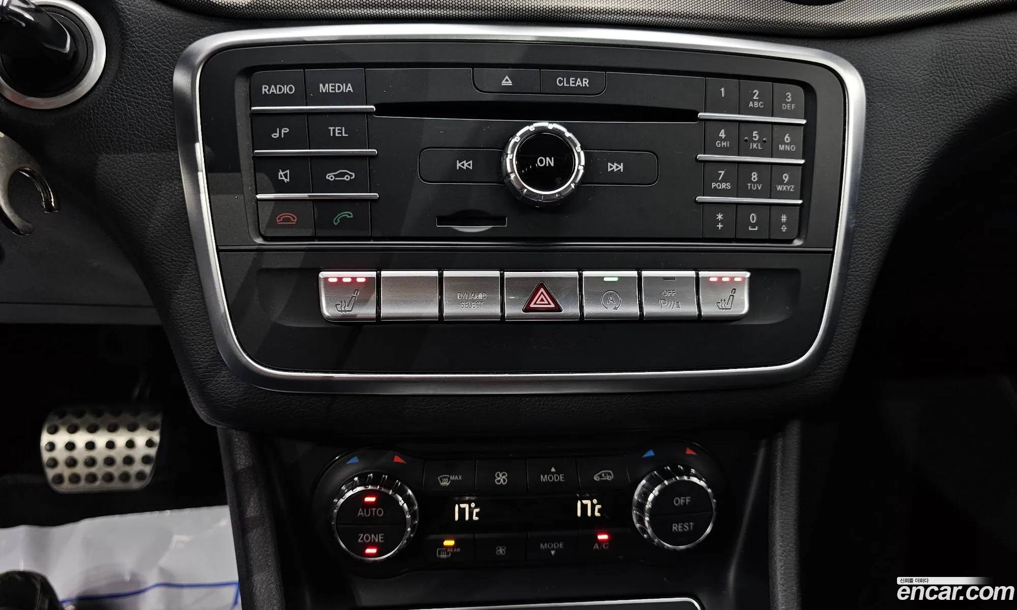Mercedes-Benz CLA-Class C117 2017 — 21