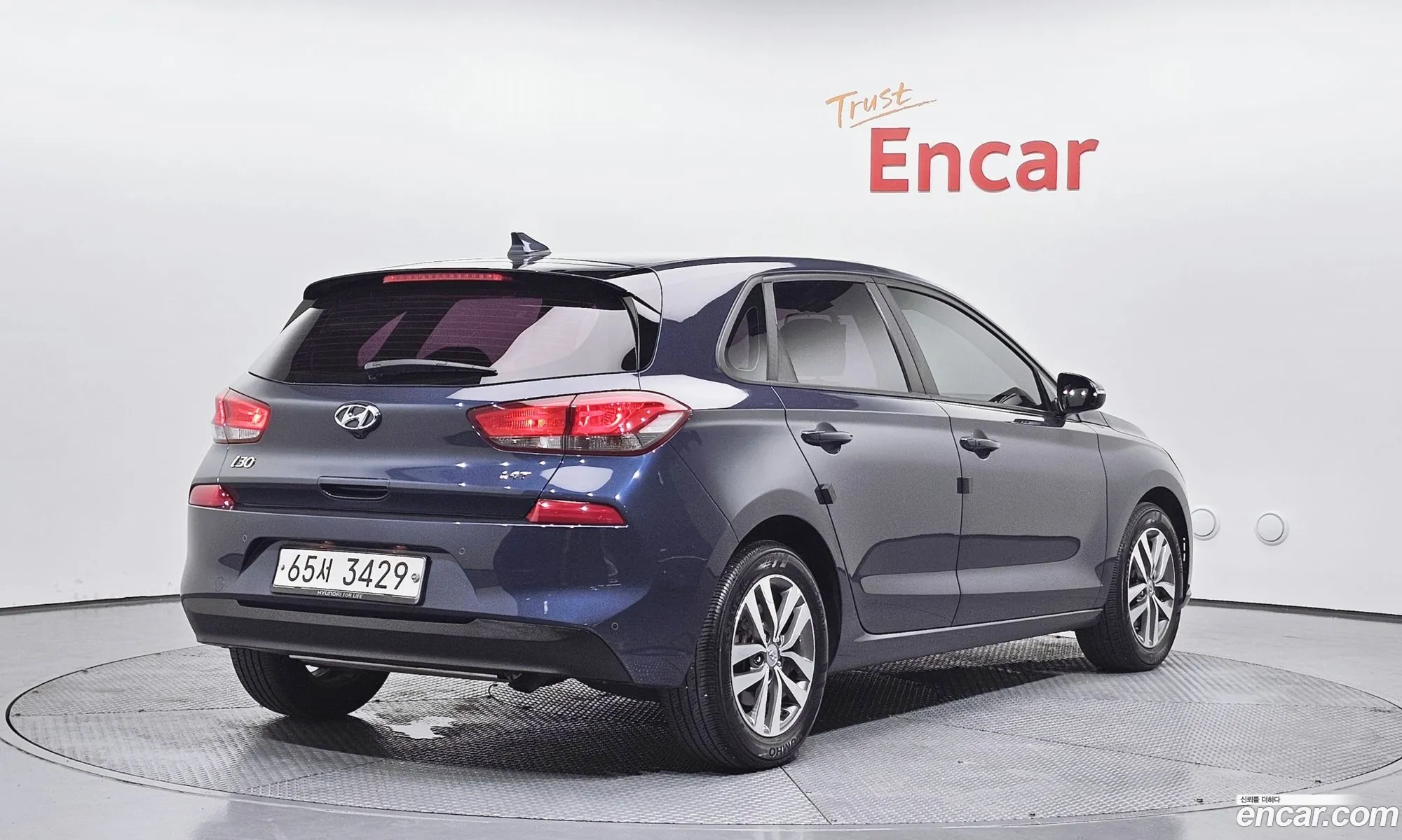 Hyundai i30 2017 KMHH151AGJU025066 — 23