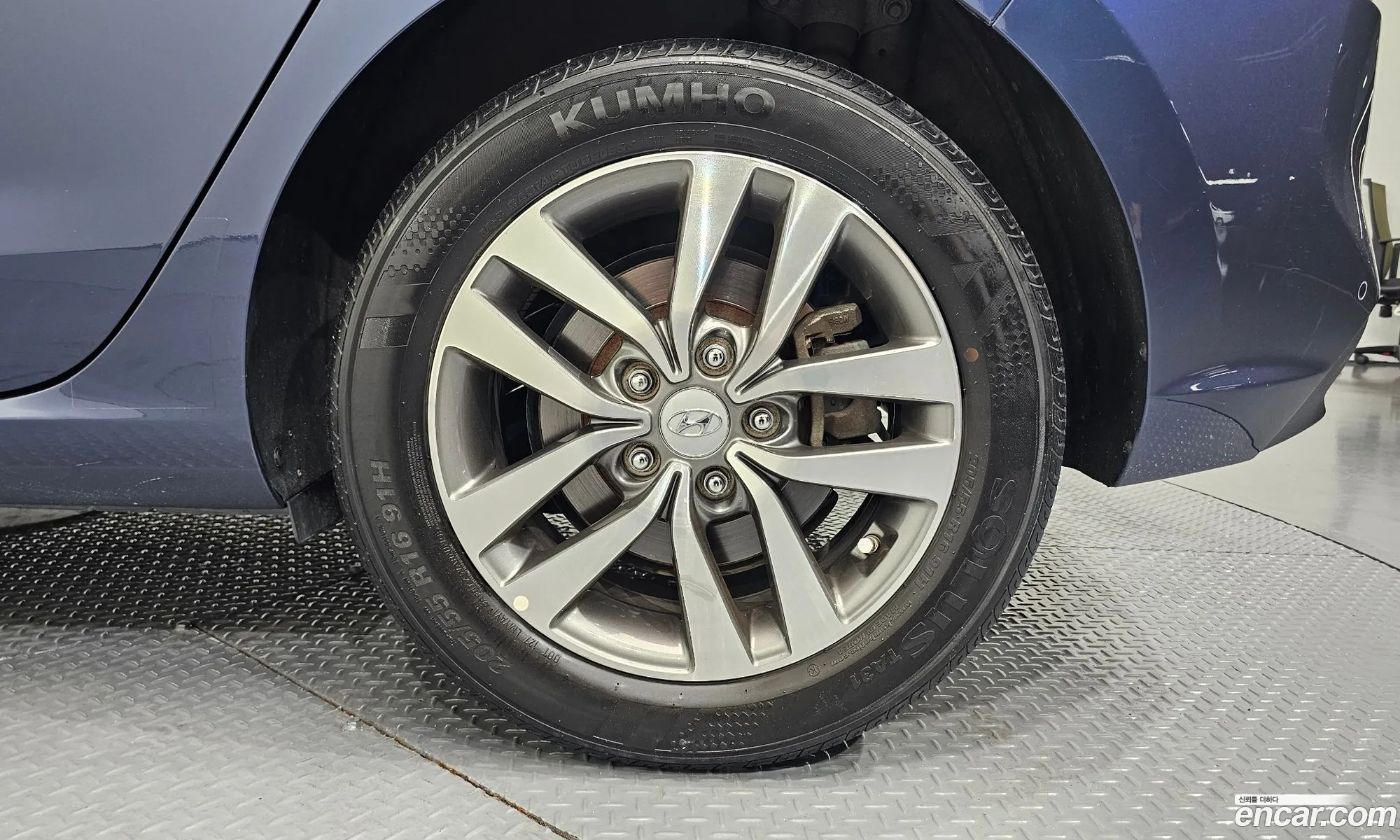 Hyundai i30 2017 KMHH151AGJU025066 — 10