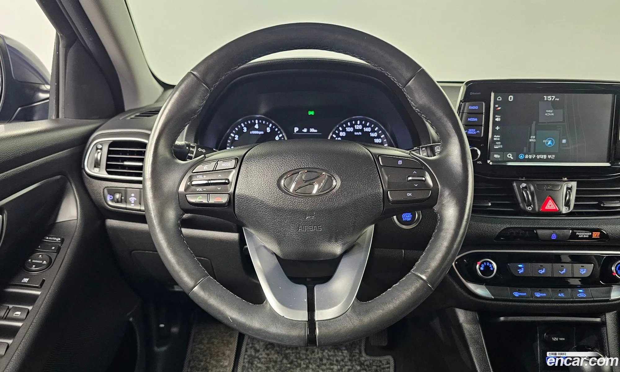 Hyundai i30 2017 KMHH151AGJU025066 — 13
