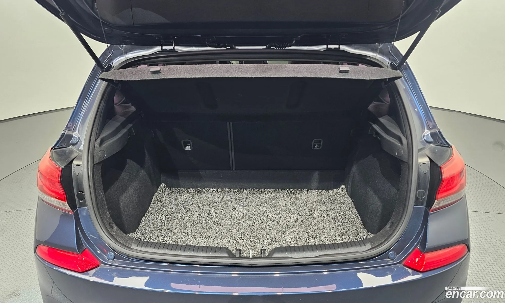Hyundai i30 2017 KMHH151AGJU025066 — 3