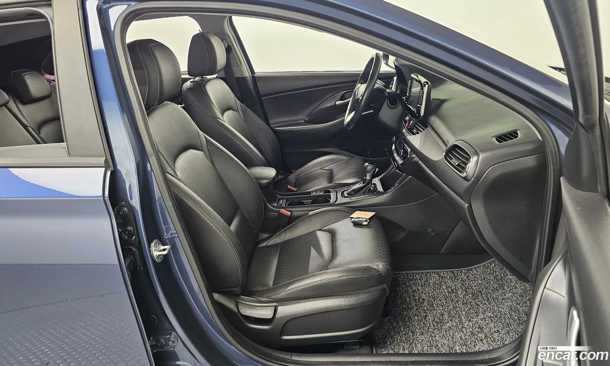 Hyundai i30 2017 KMHH151AGJU025066 — 20