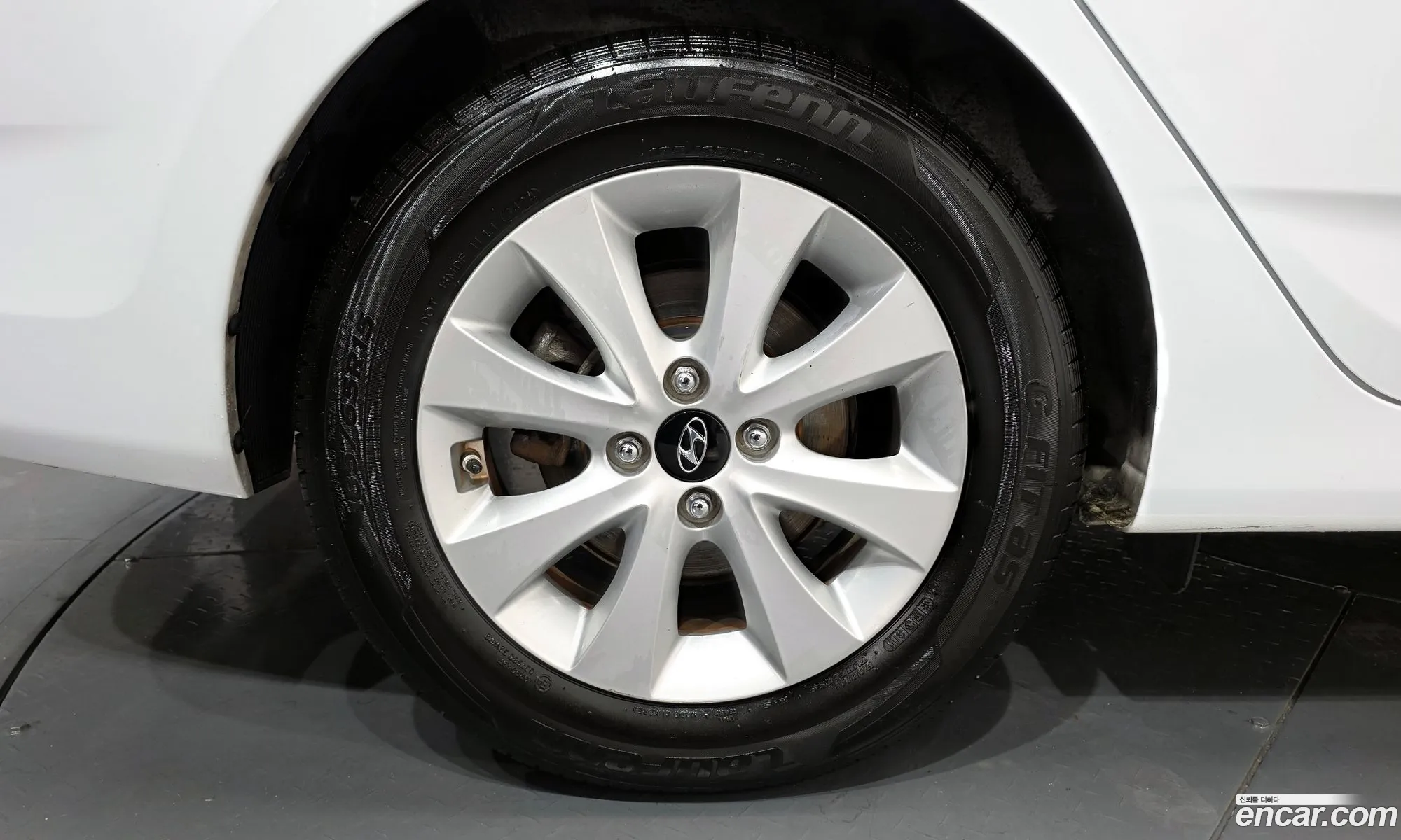 Hyundai Accent 2016 — 15
