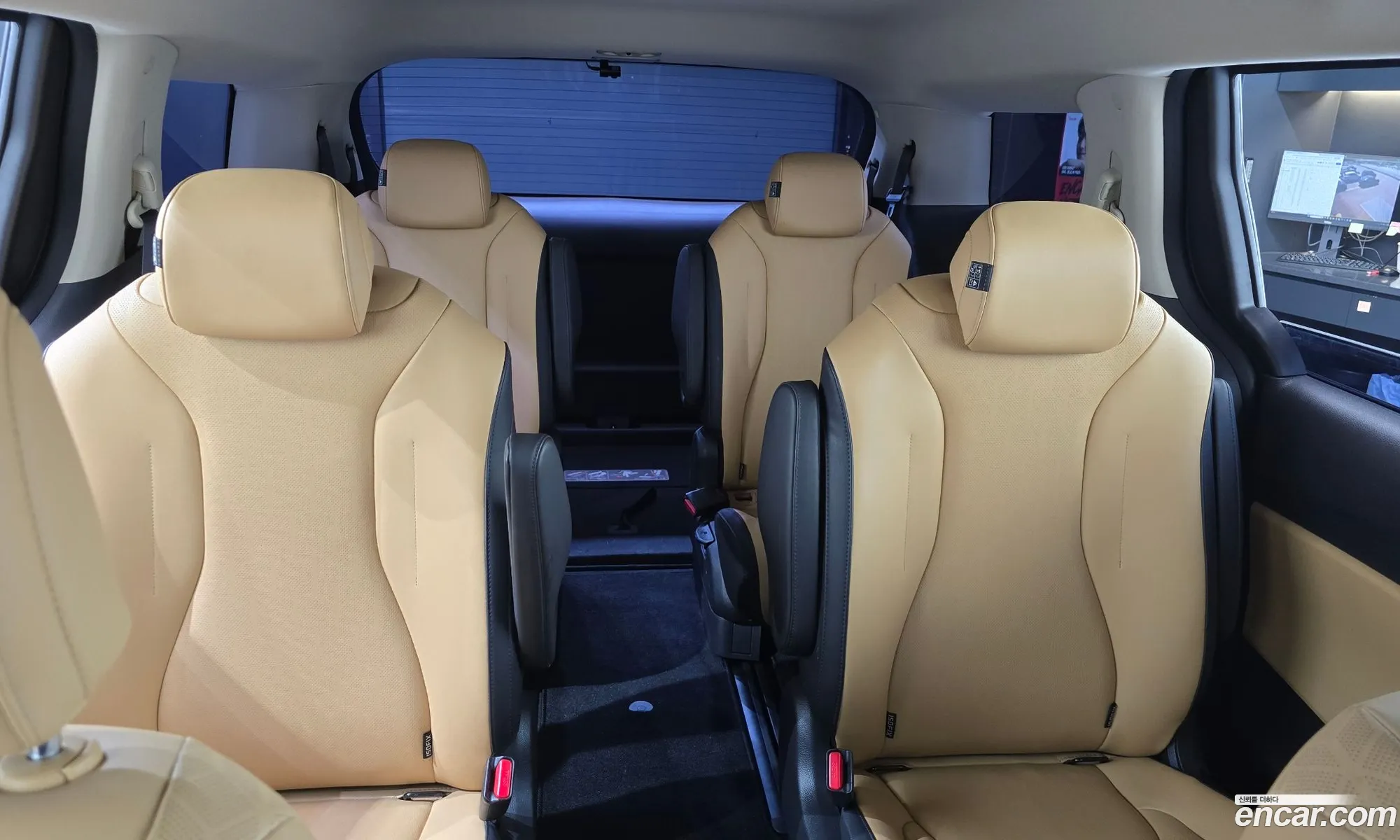 Kia Carnival 2021 KNANB81BBMS058742 — 28
