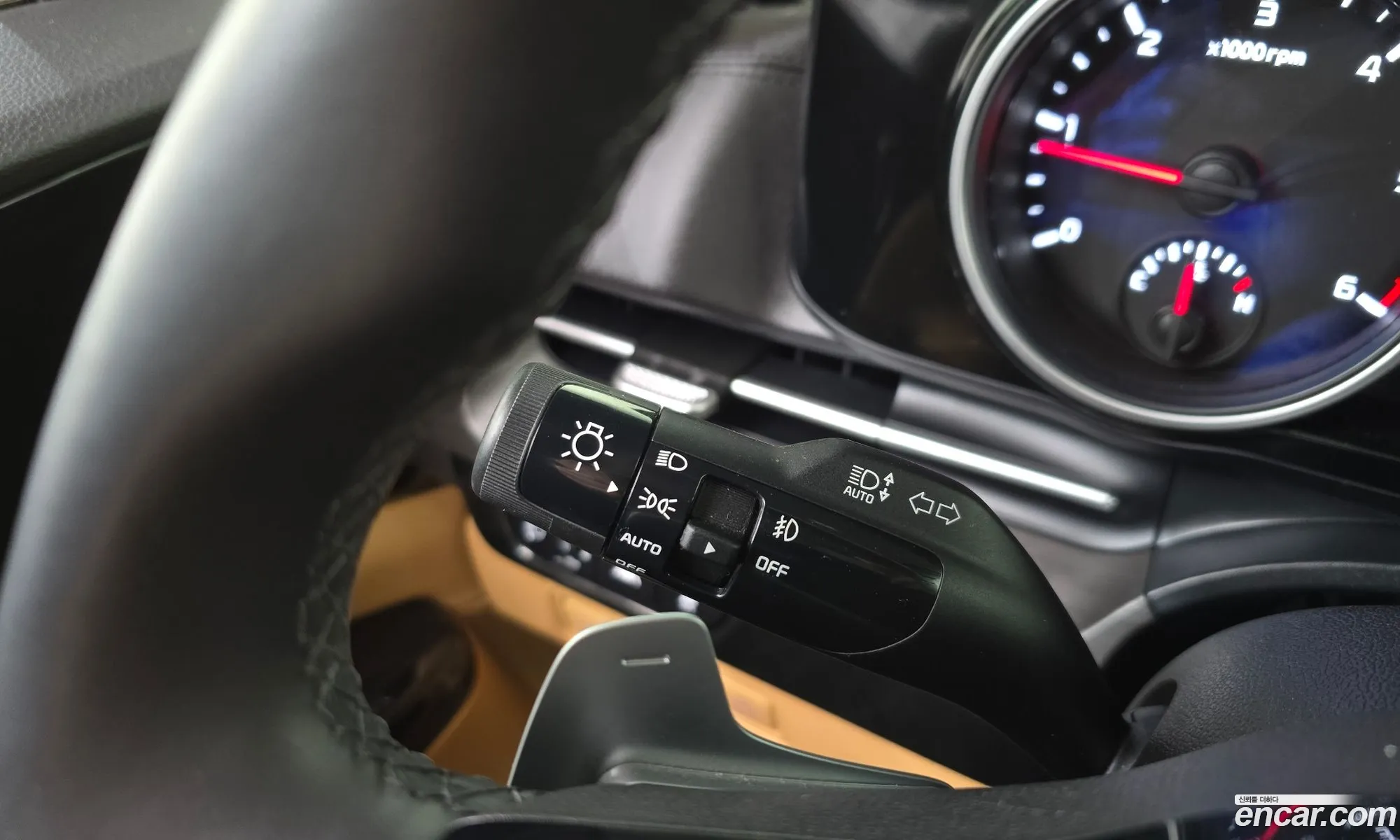 Kia Carnival 2023 KNANC81BBPS317173 — 5
