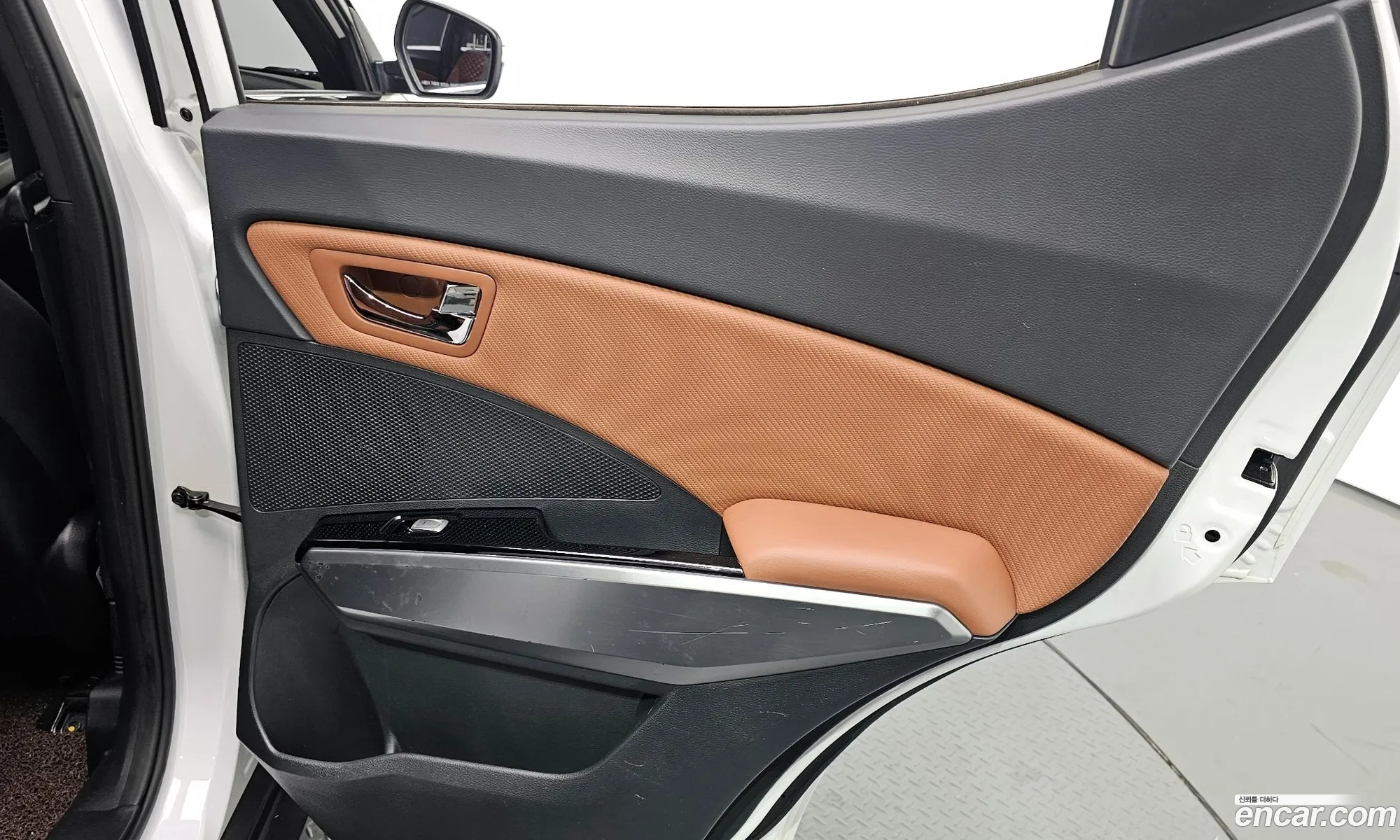 KG Mobility (SsangYong) Tivoli Armour 2018 — 25