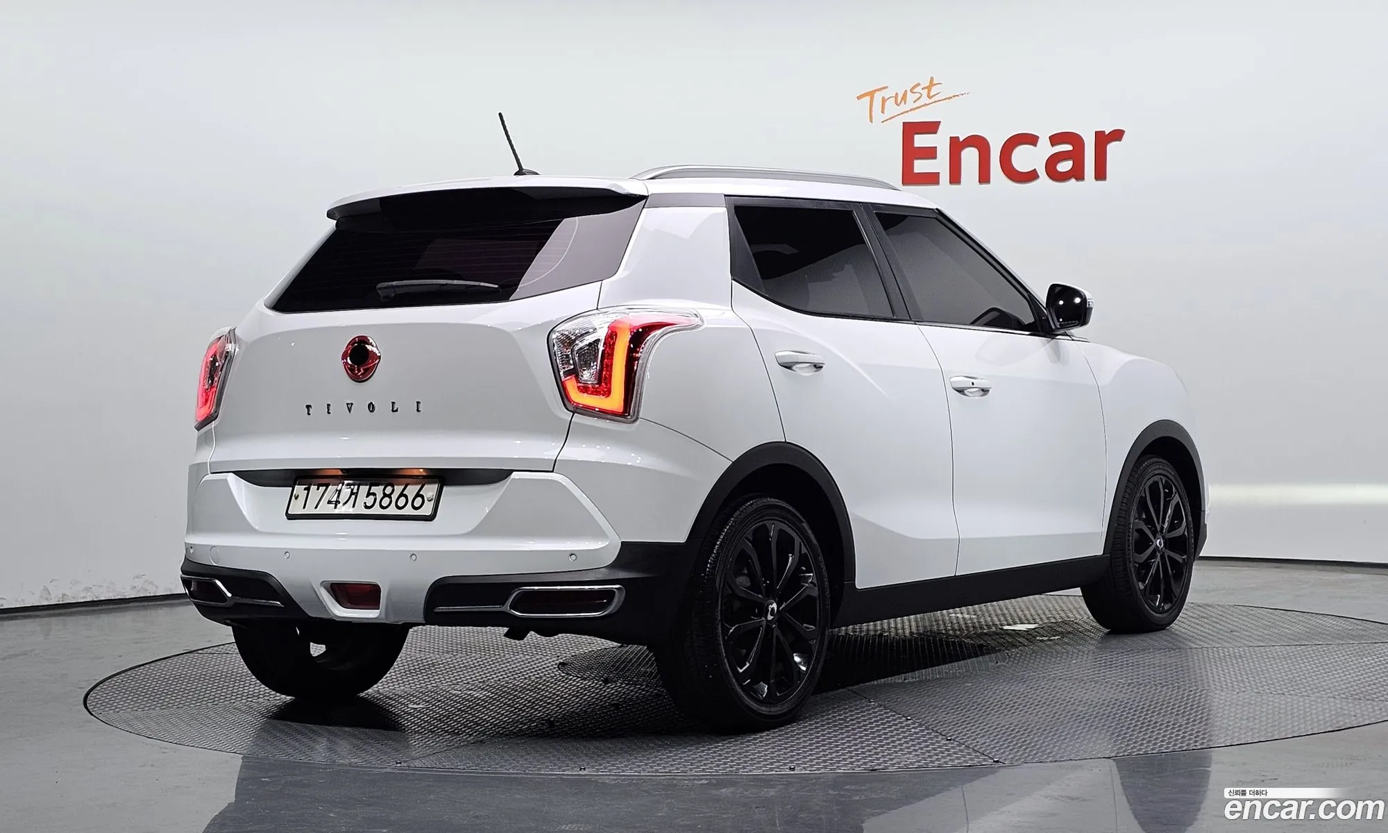 KG Mobility (SsangYong) Tivoli Armour 2018 — 11