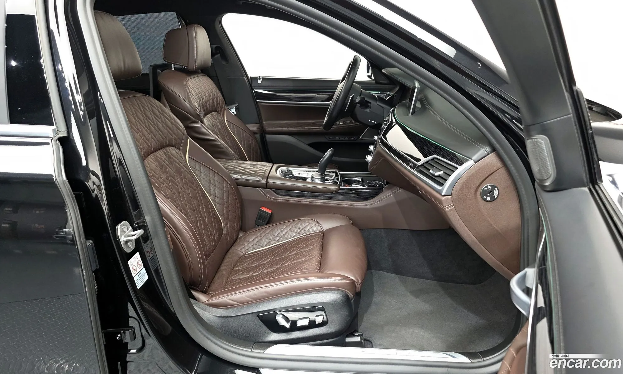BMW 7 Series 2021 — 18