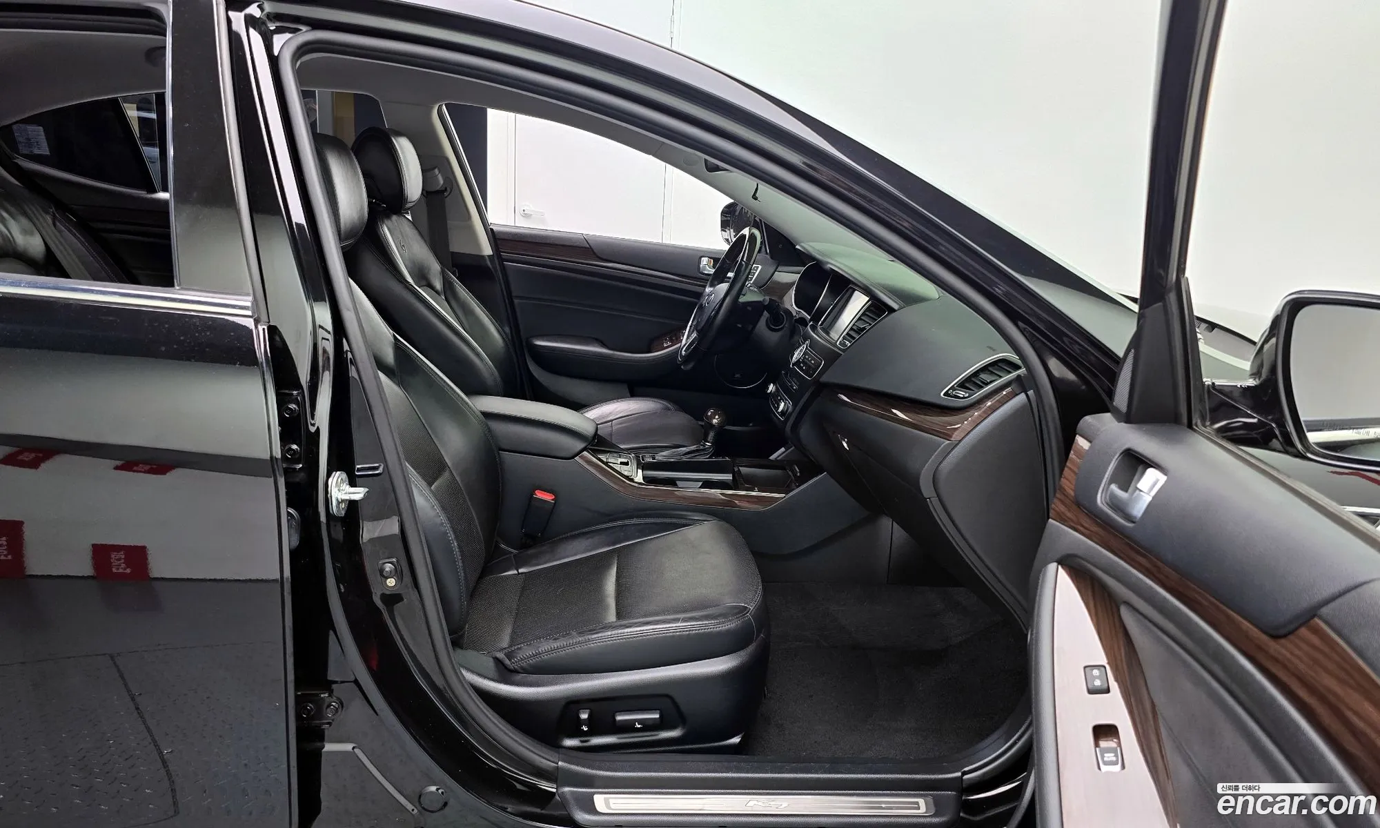 Kia K7 2014 KNALM415BFA190800 — 7