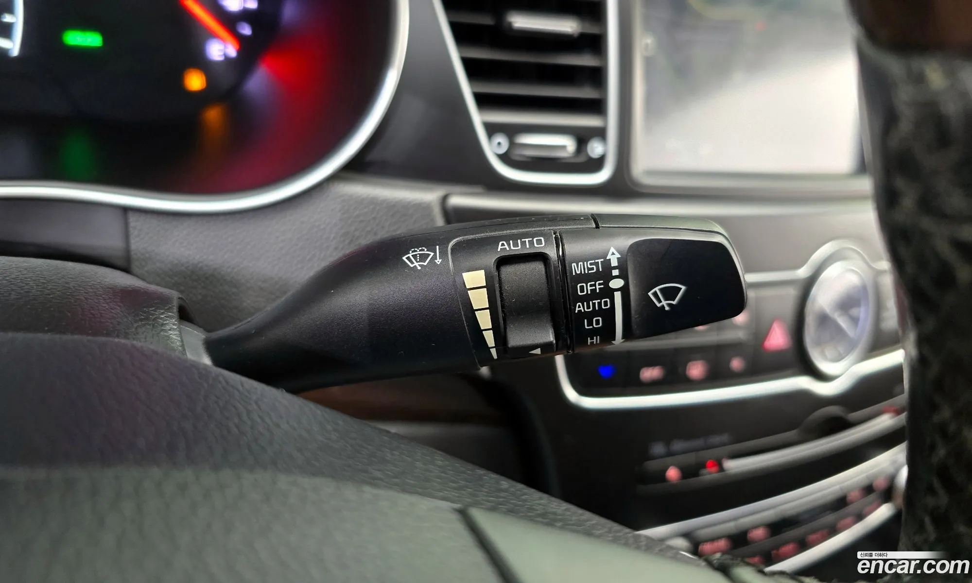 Kia K7 2014 KNALM415BFA190800 — 17