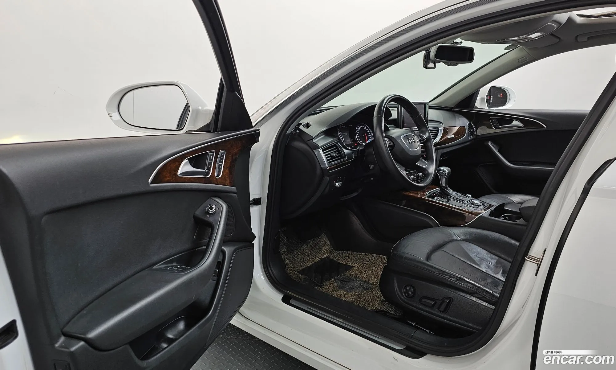 Audi A6 2012 — 6