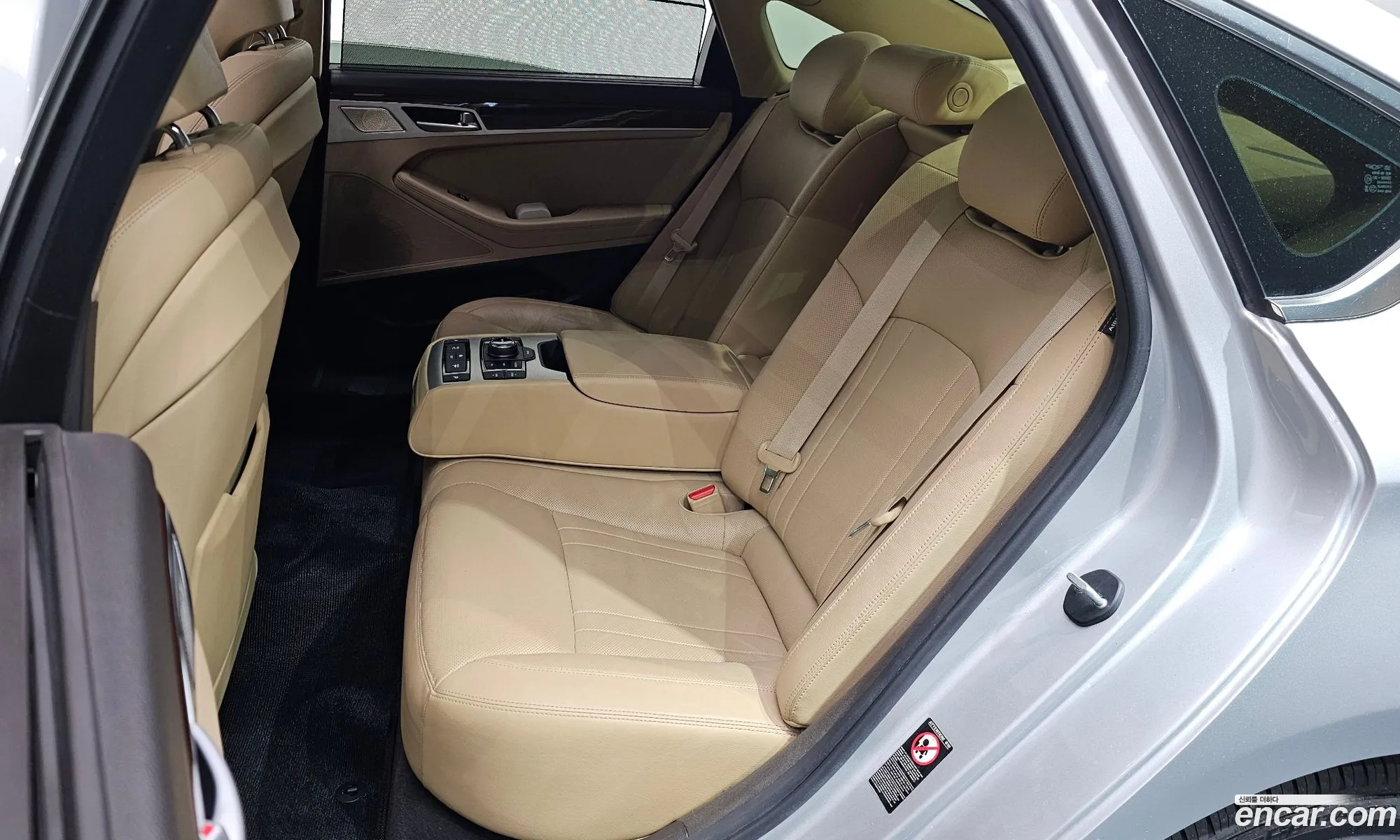Genesis G80 2017 KMHGM41DBHU215008 — 15