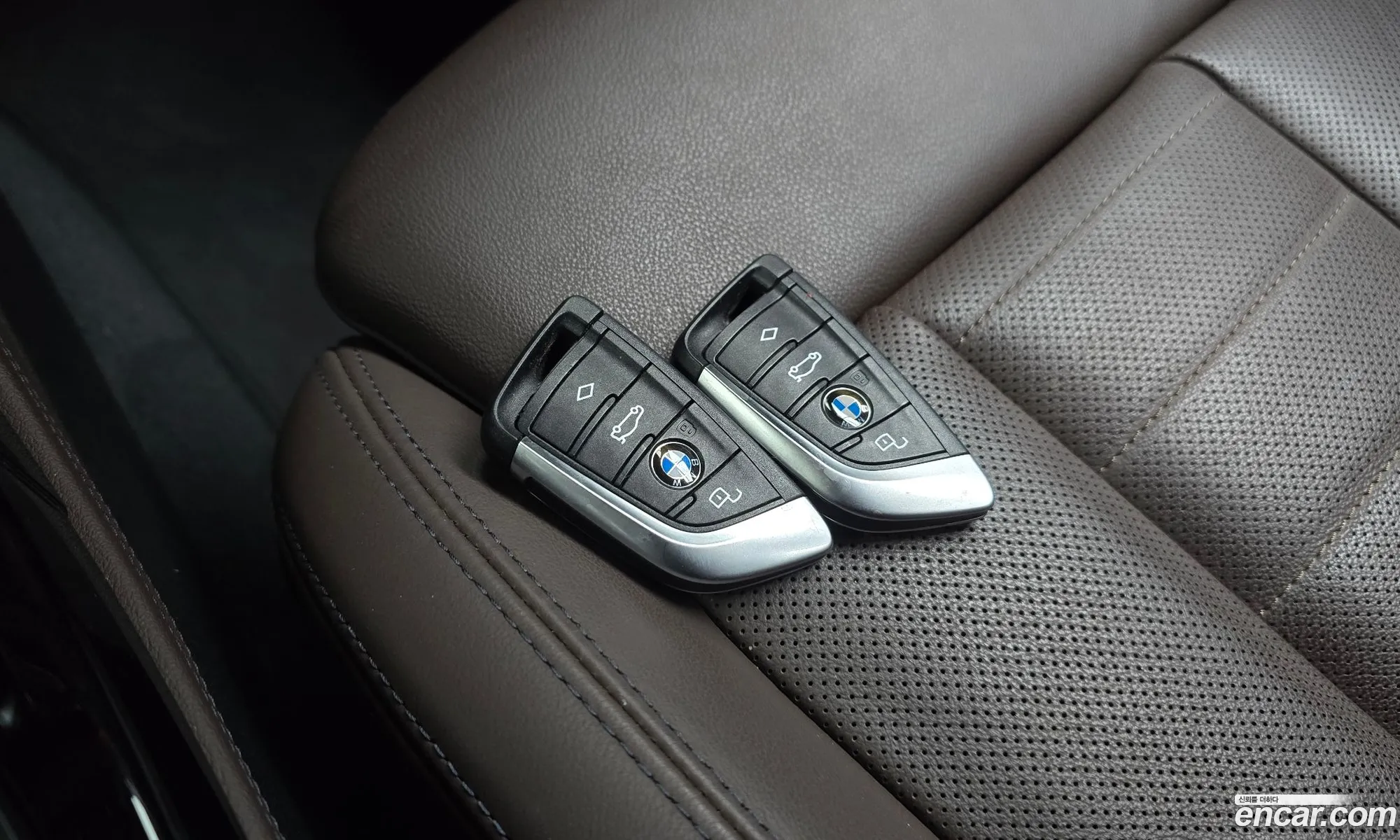 BMW X4 2021 WBAVJ9108M9F99043 — 29