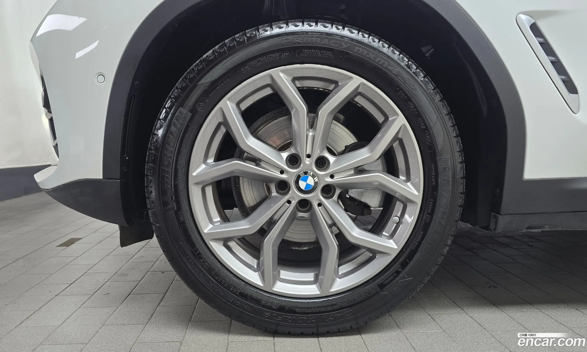 BMW X4 2021 WBAVJ9108M9F99043 — 27