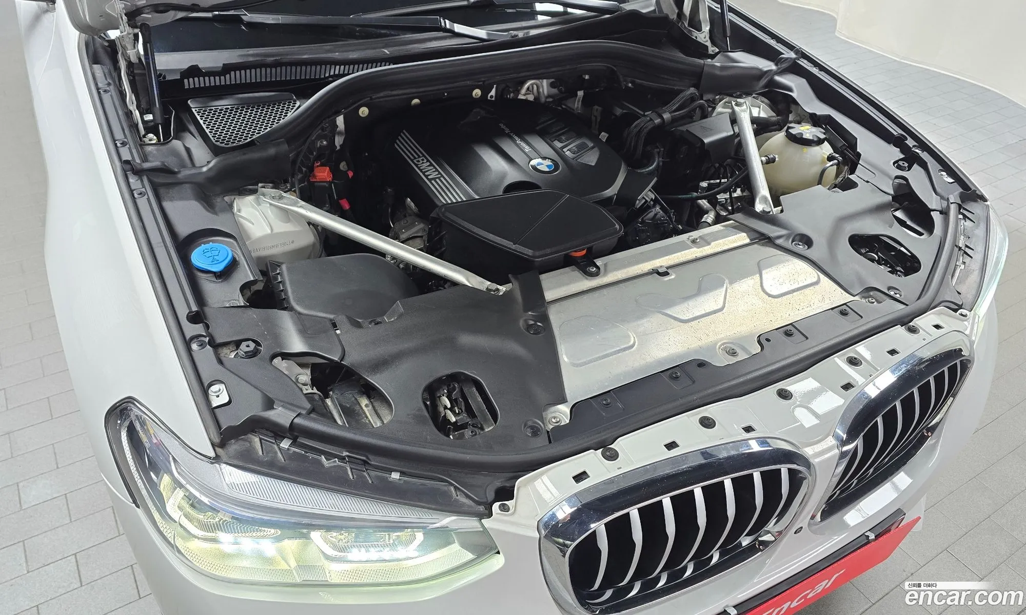 BMW X4 2021 WBAVJ9108M9F99043 — 30