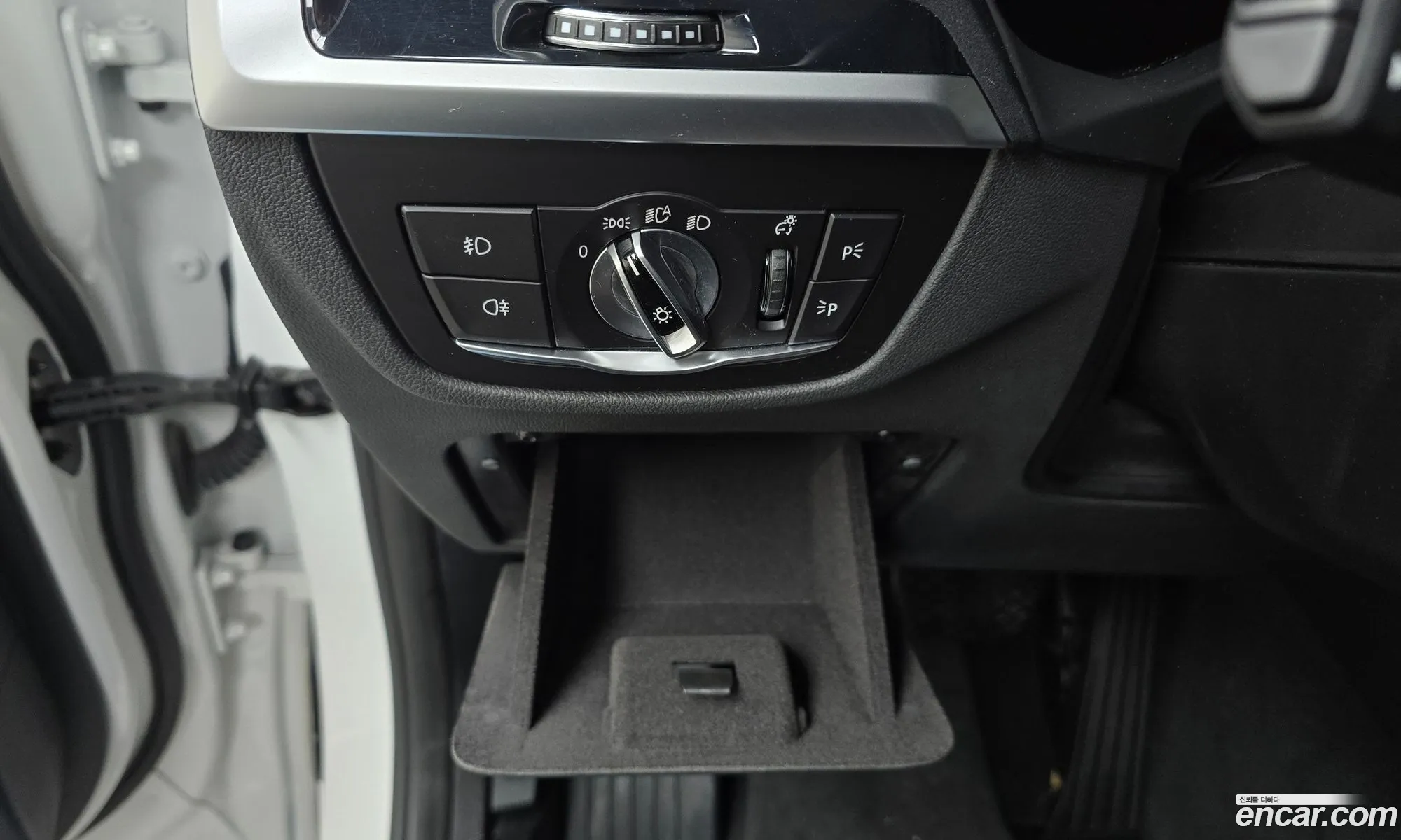 BMW X4 2021 WBAVJ9108M9F99043 — 17