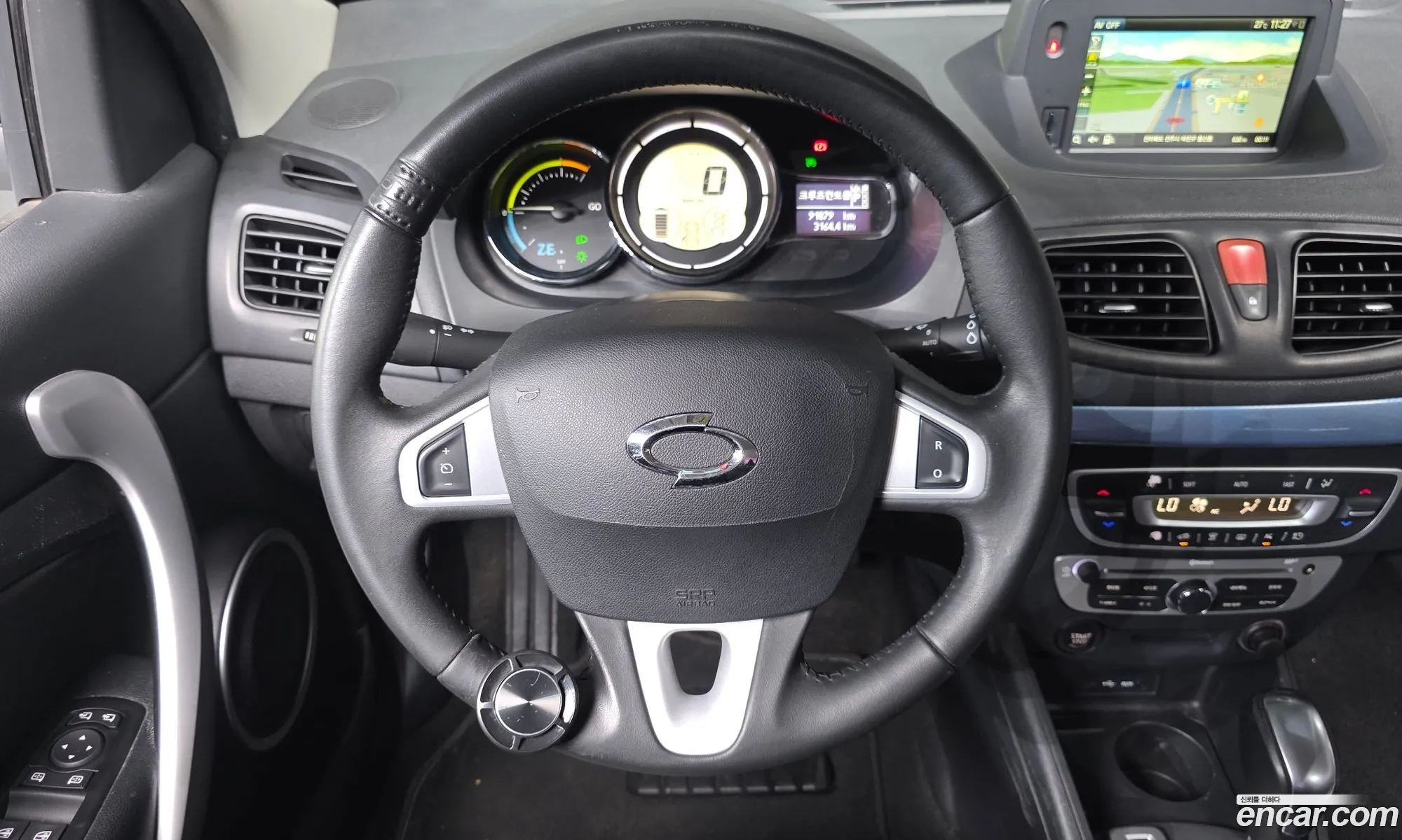 Renault Korea (Samsung) SM3 Z.E. 2015 KNMC4Z2ZMFP001032 — 12