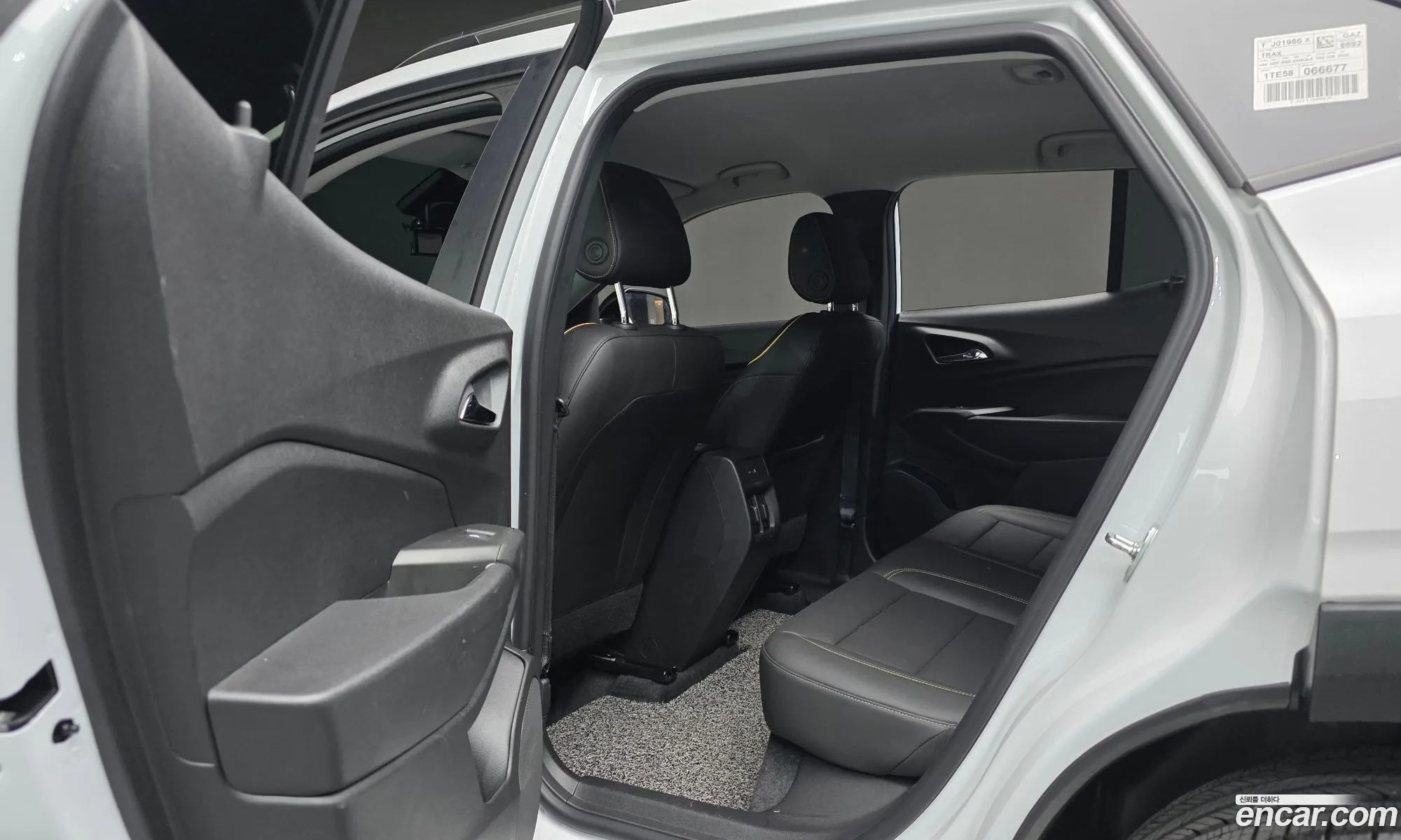 Chevrolet (GM Daewoo) Trax Crossover 2023 — 3