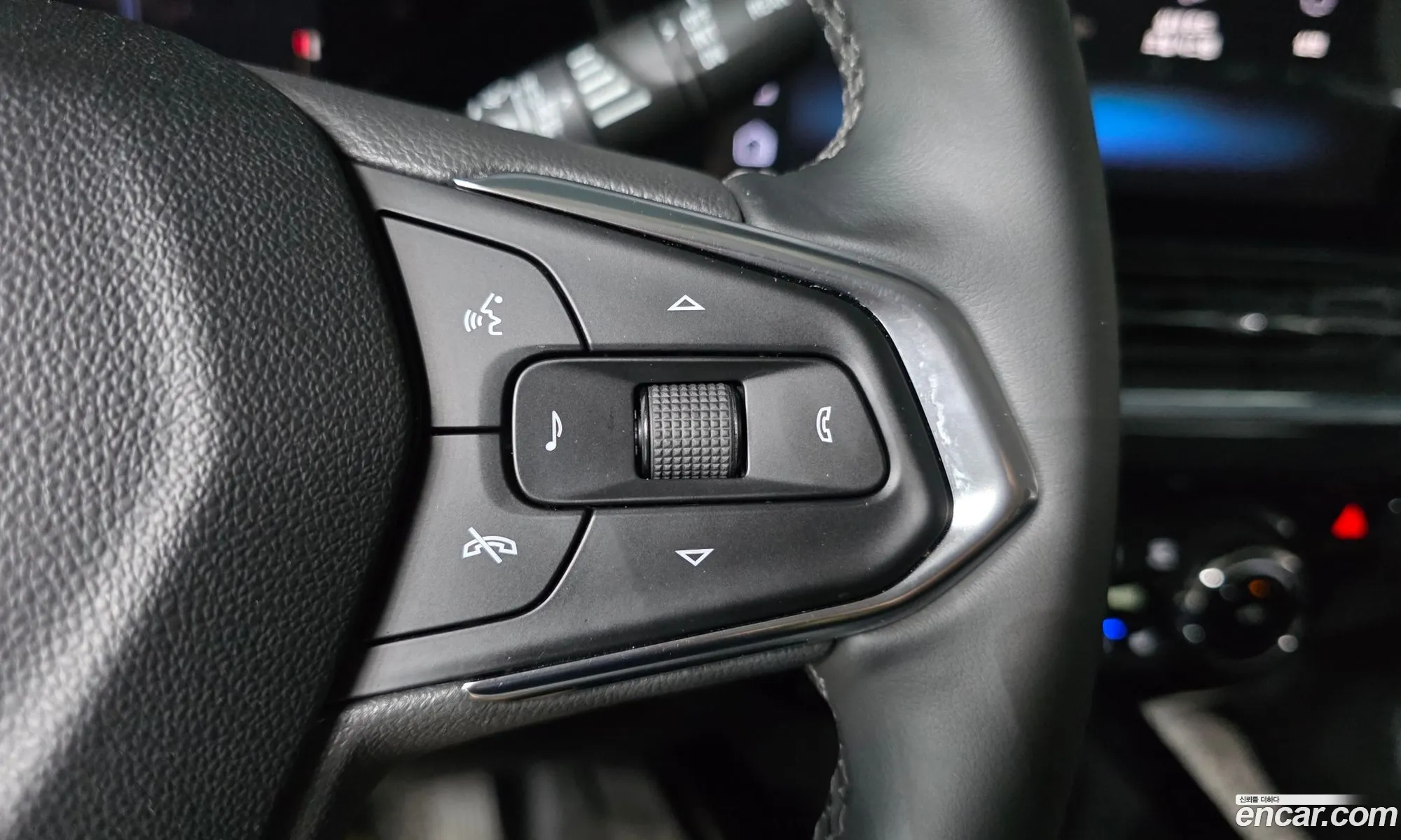 Chevrolet (GM Daewoo) Trax Crossover 2023 — 10