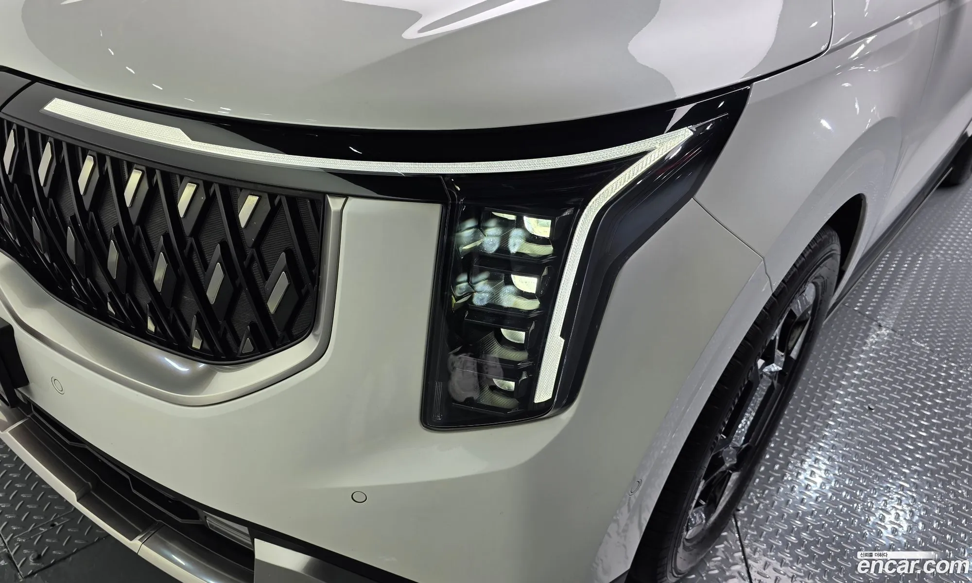 Kia Carnival 2024 KNANE813BRS407643 — 18