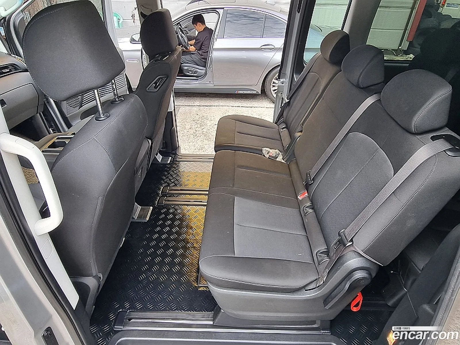 Hyundai Staria 2023 — 4