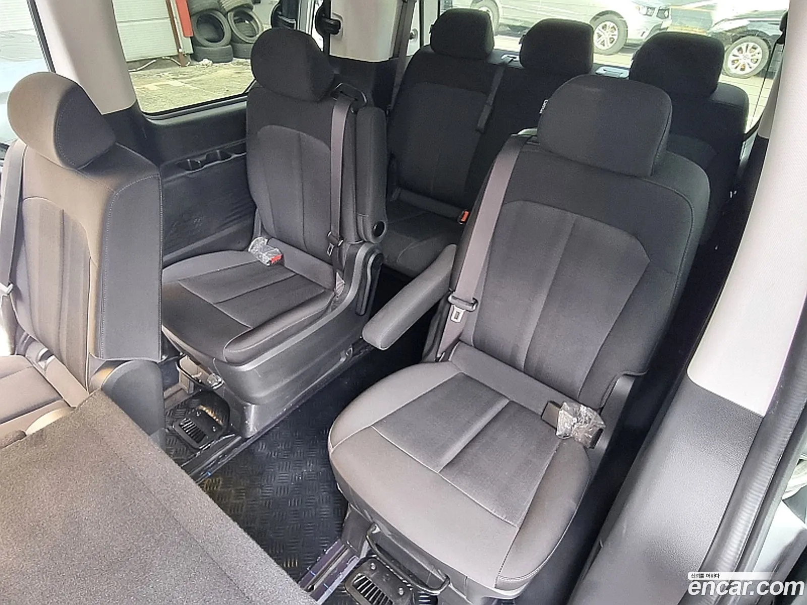 Hyundai Staria 2023 — 11