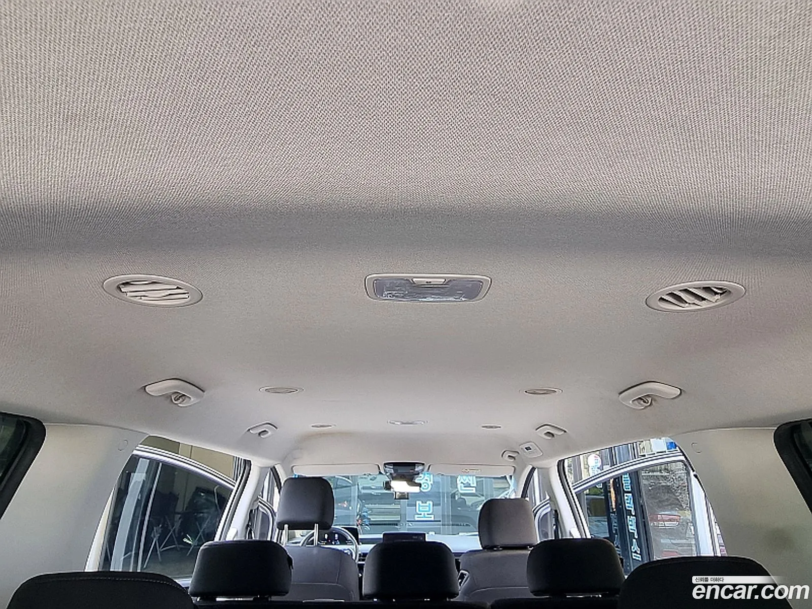 Hyundai Staria 2023 — 9