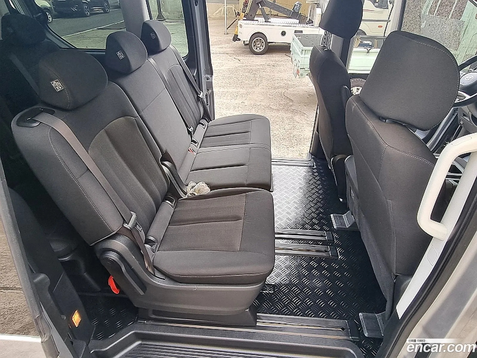 Hyundai Staria 2023 — 15