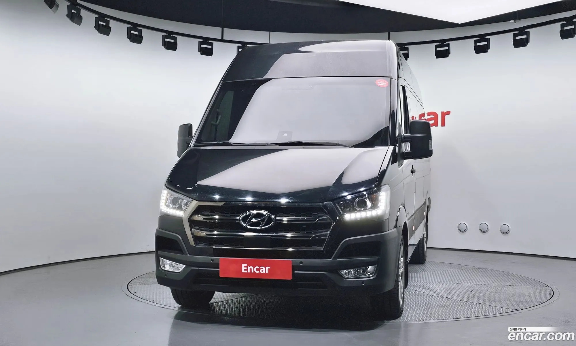 Hyundai Solati 2019 KMJUG17RPLC002856 — 14