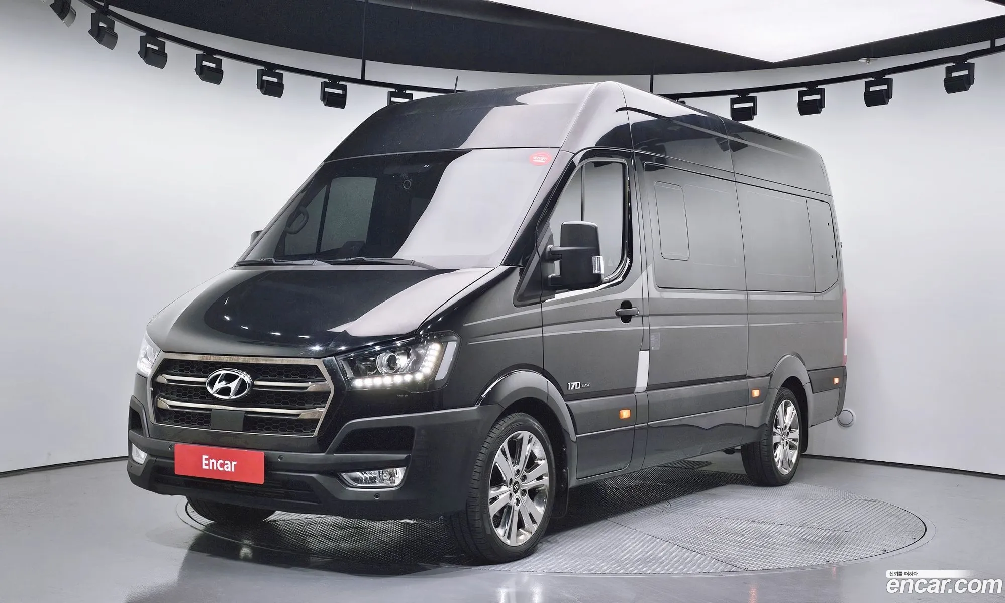 Hyundai Solati 2019 KMJUG17RPLC002856 — 19