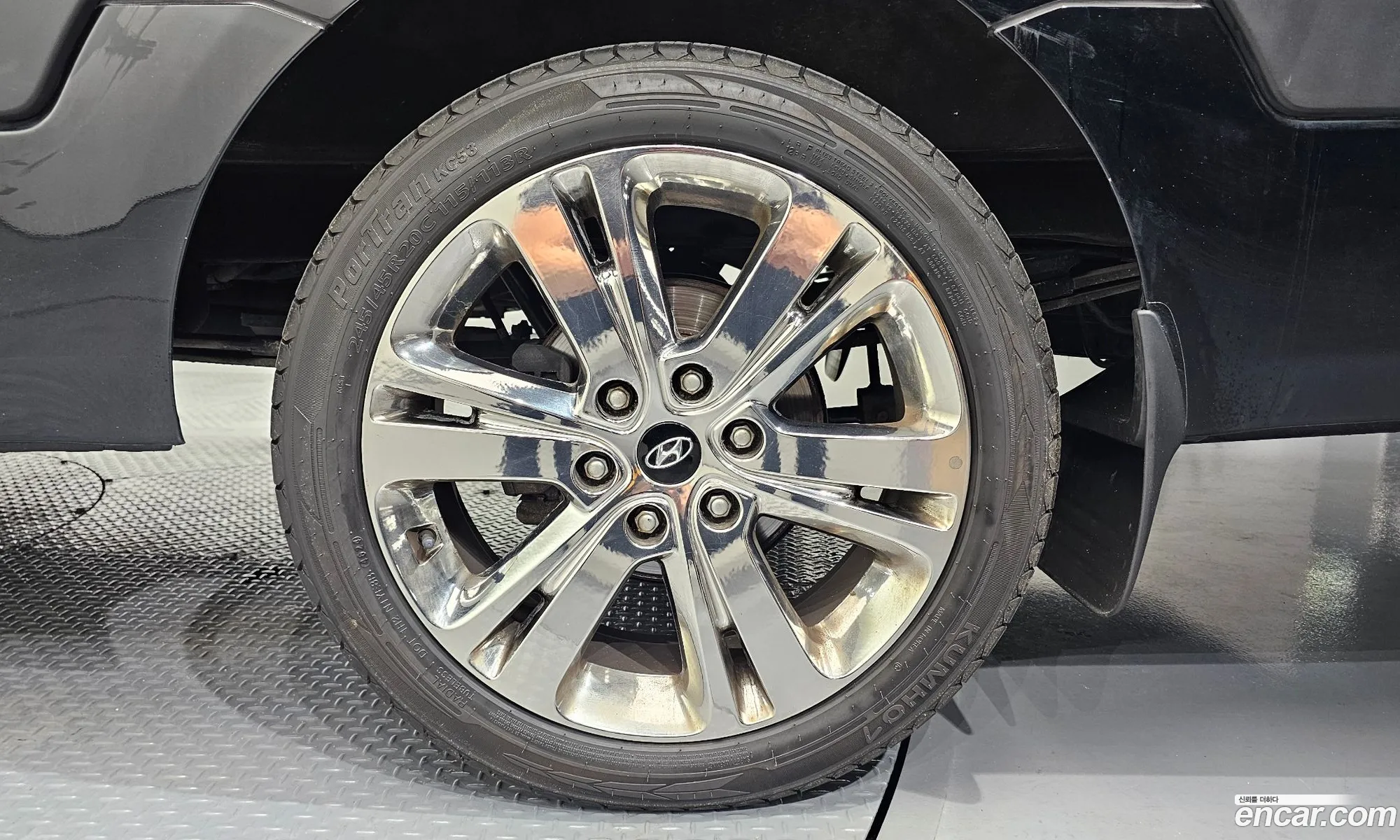Hyundai Solati 2019 KMJUG17RPLC002856 — 29