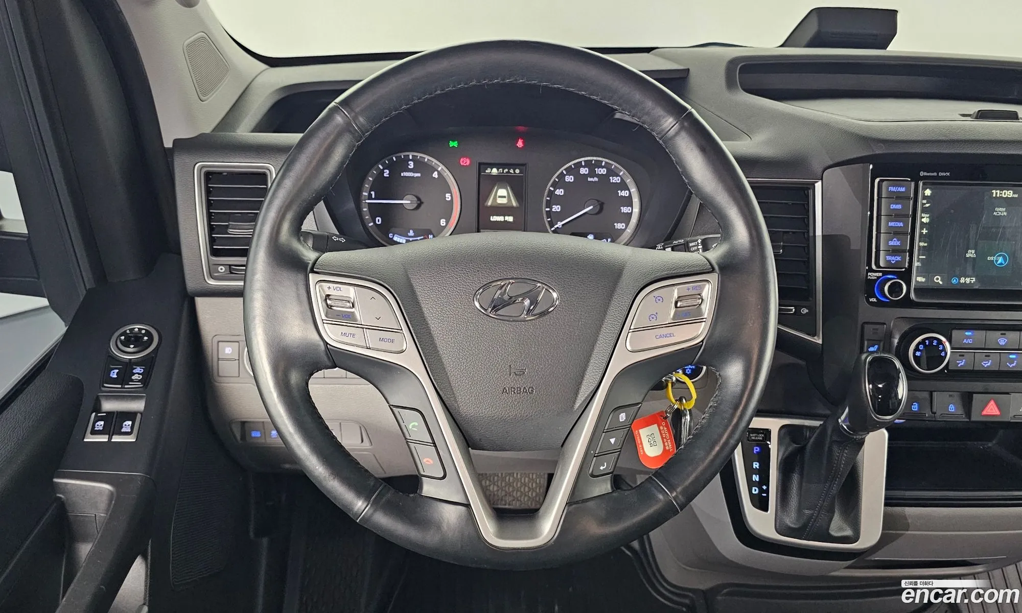 Hyundai Solati 2019 KMJUG17RPLC002856 — 23