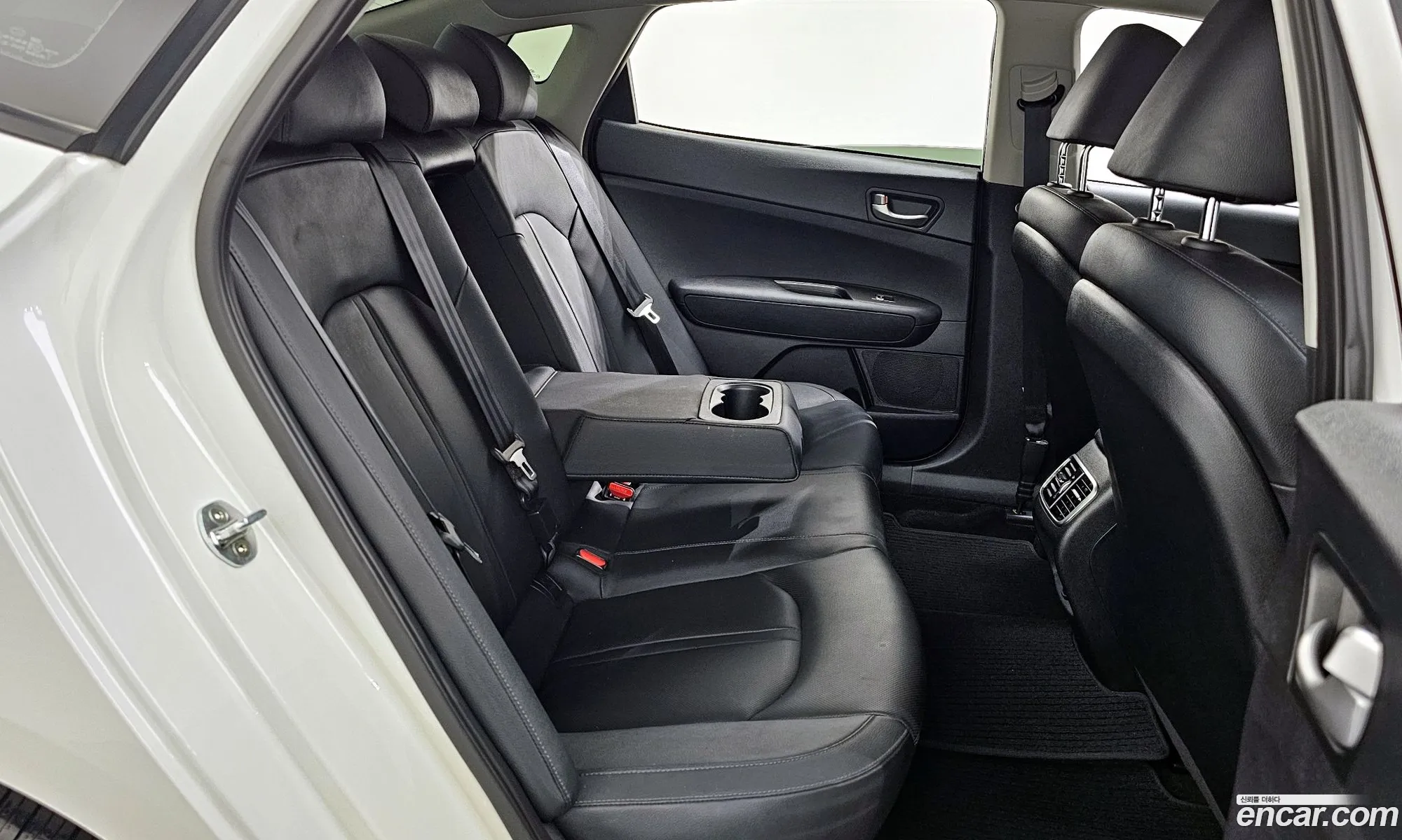 Kia K5 2019 KNAGT411BLA361200 — 16