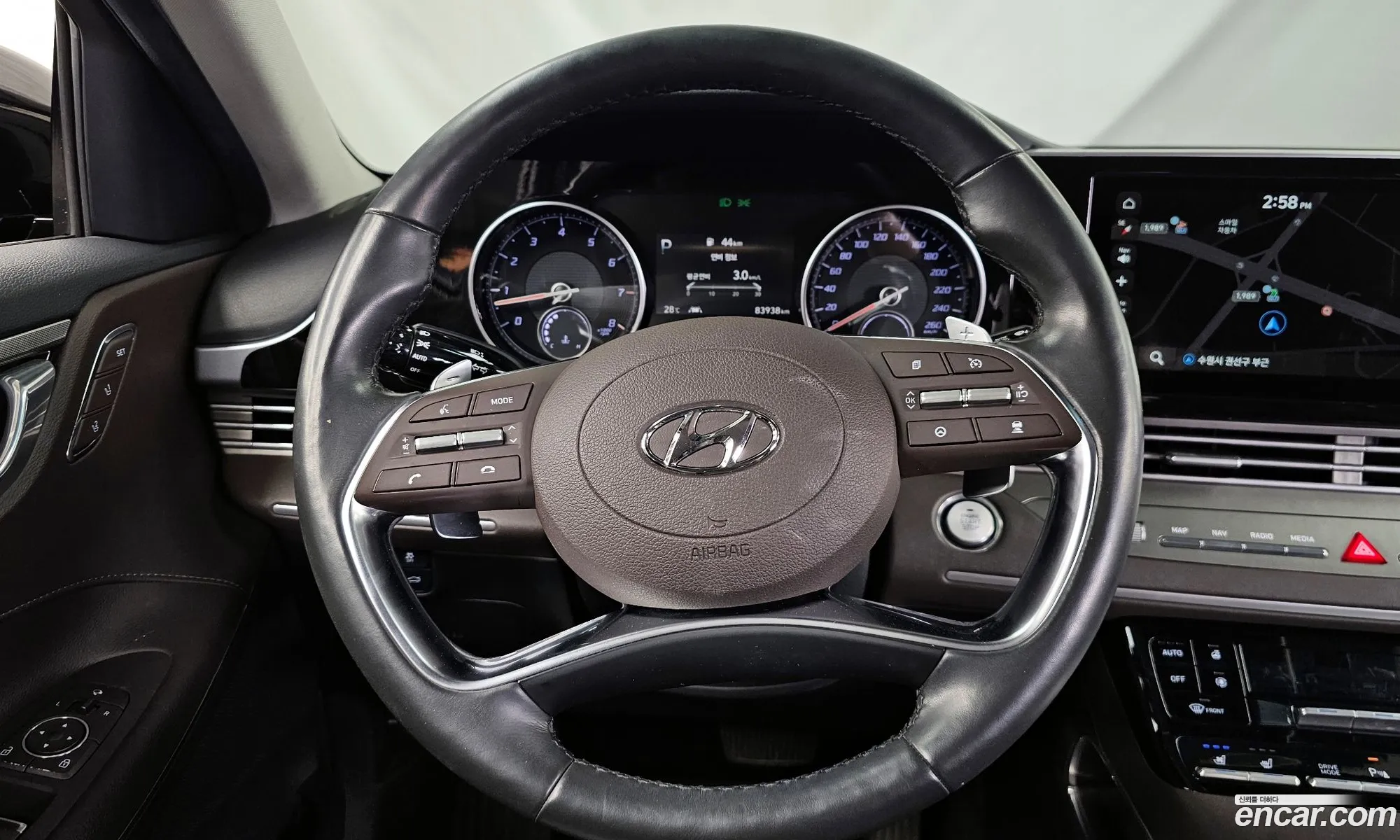 Hyundai Grandeur IG 2020 — 24