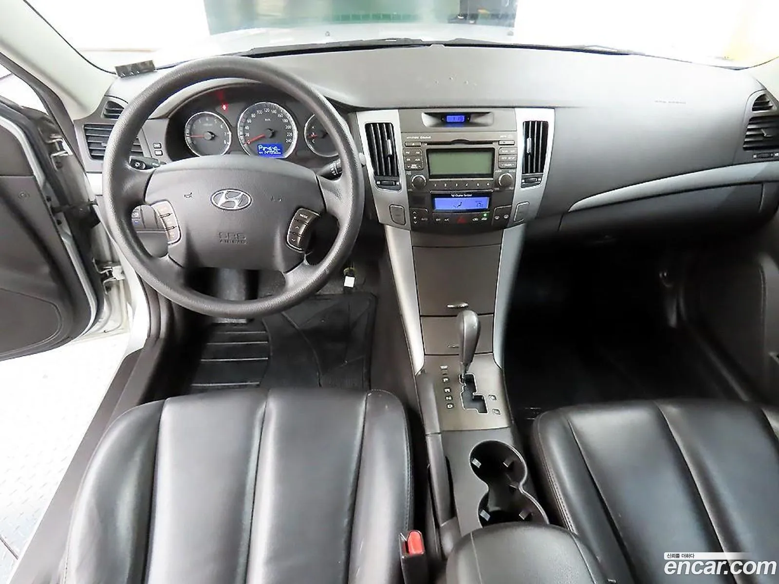 Hyundai NF Sonata Transform 2009 — 8