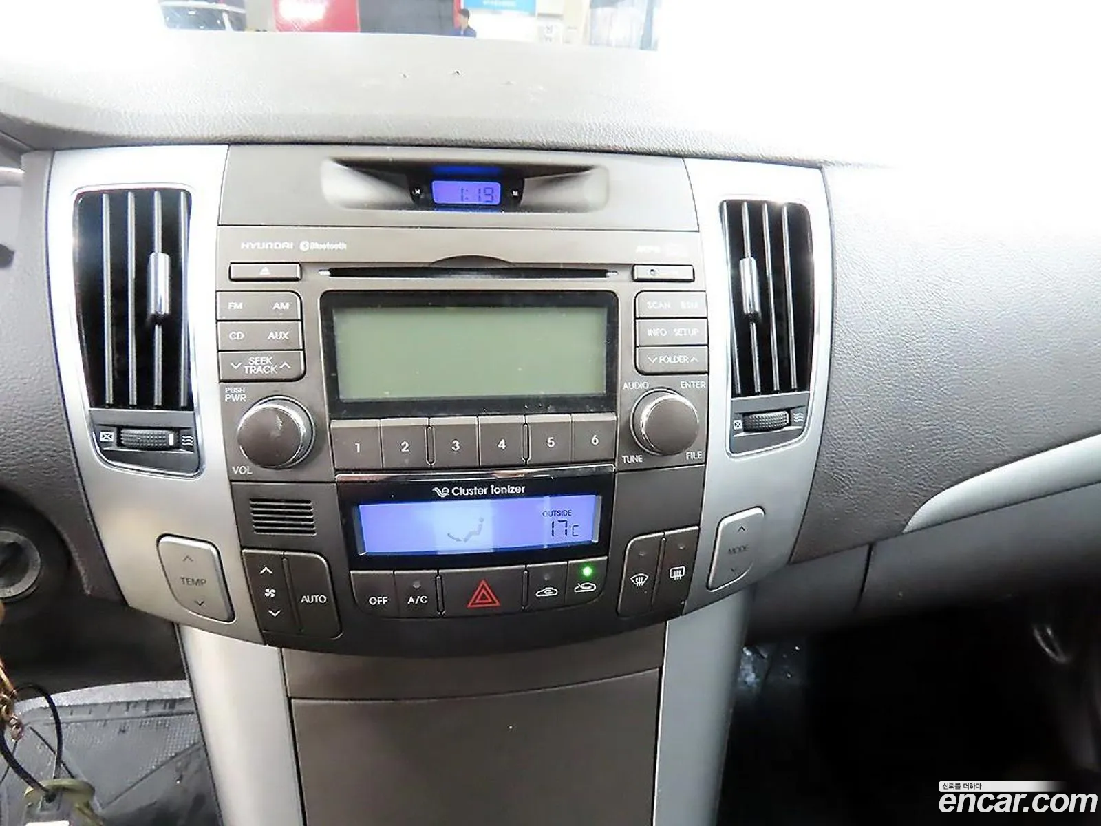 Hyundai NF Sonata Transform 2009 — 3