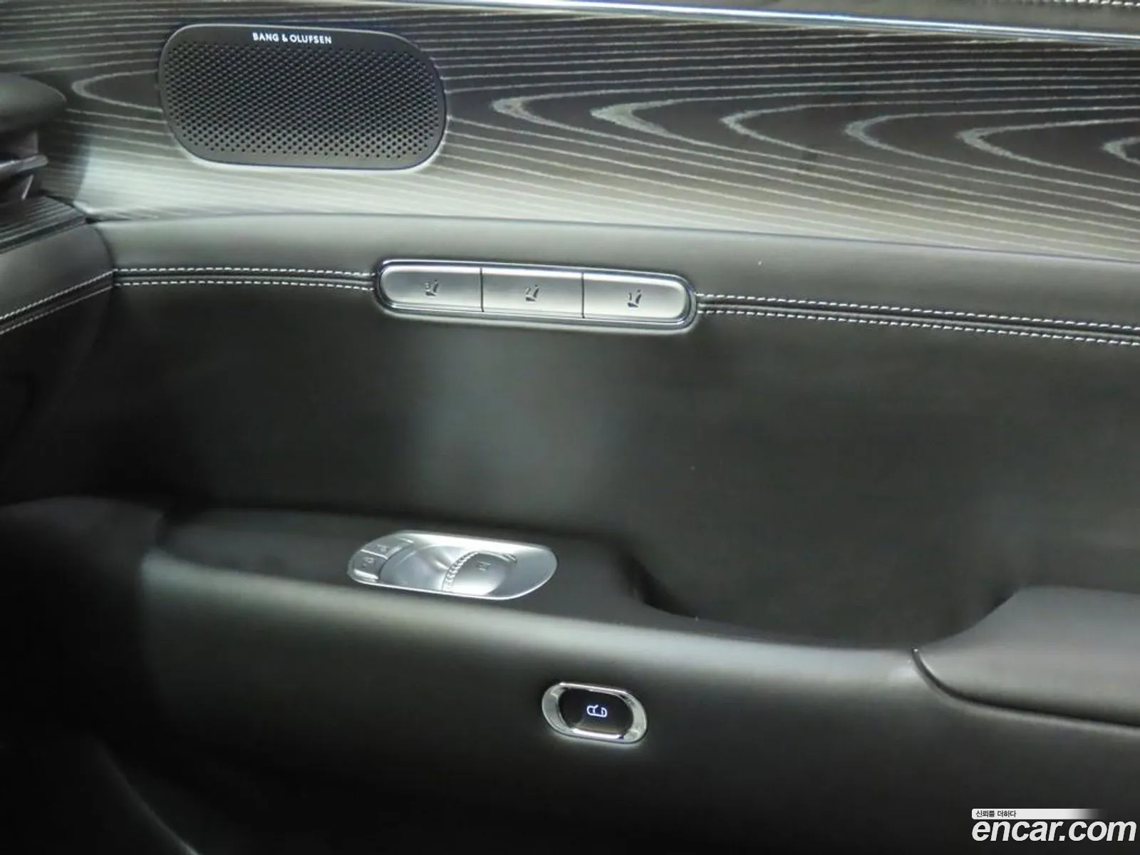 Genesis G90 2022 — 19