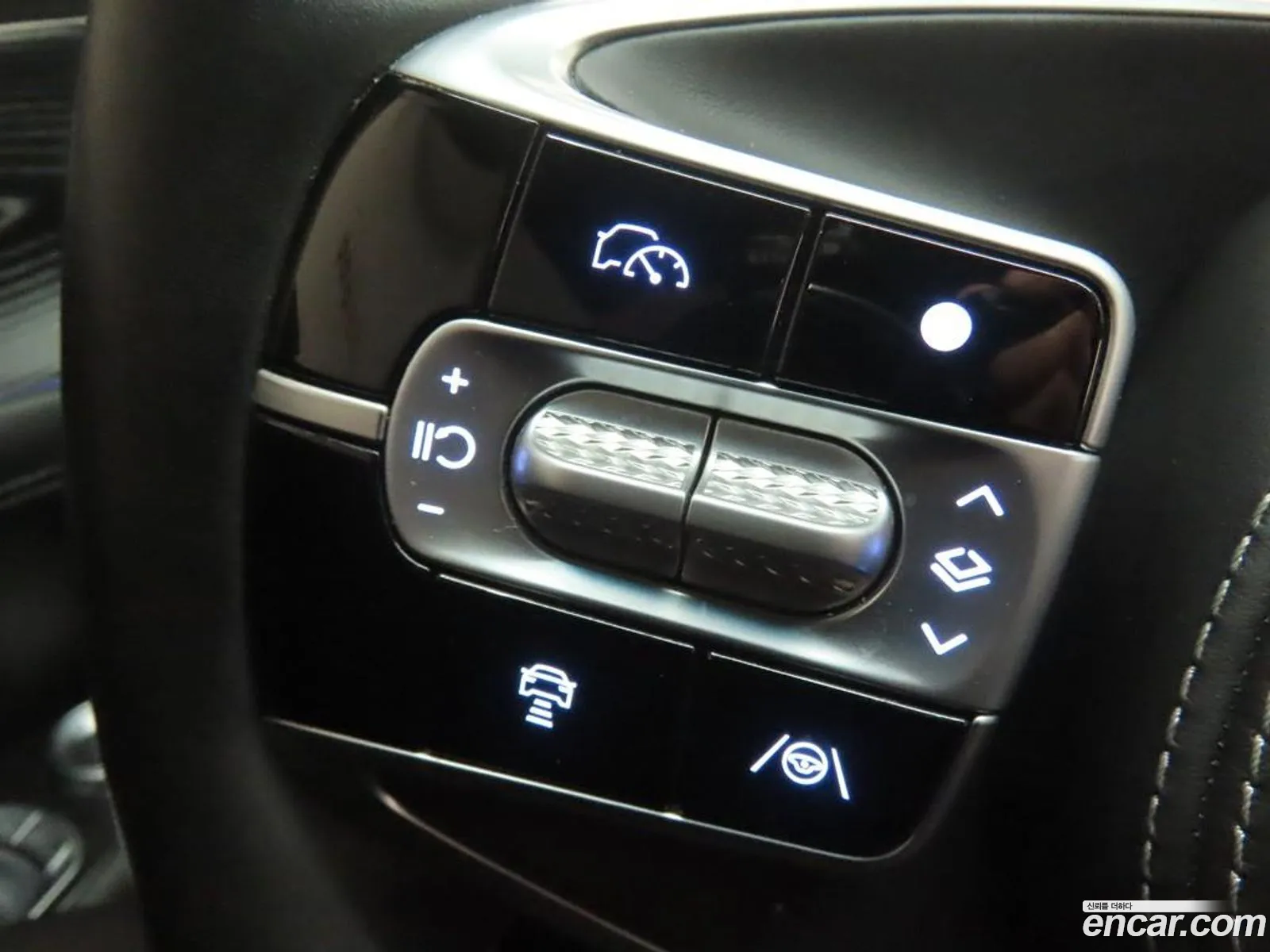 Genesis G90 2022 — 9