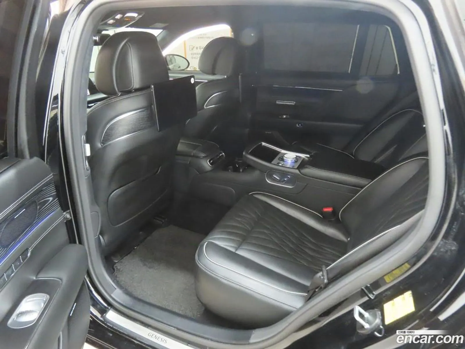 Genesis G90 2022 — 8
