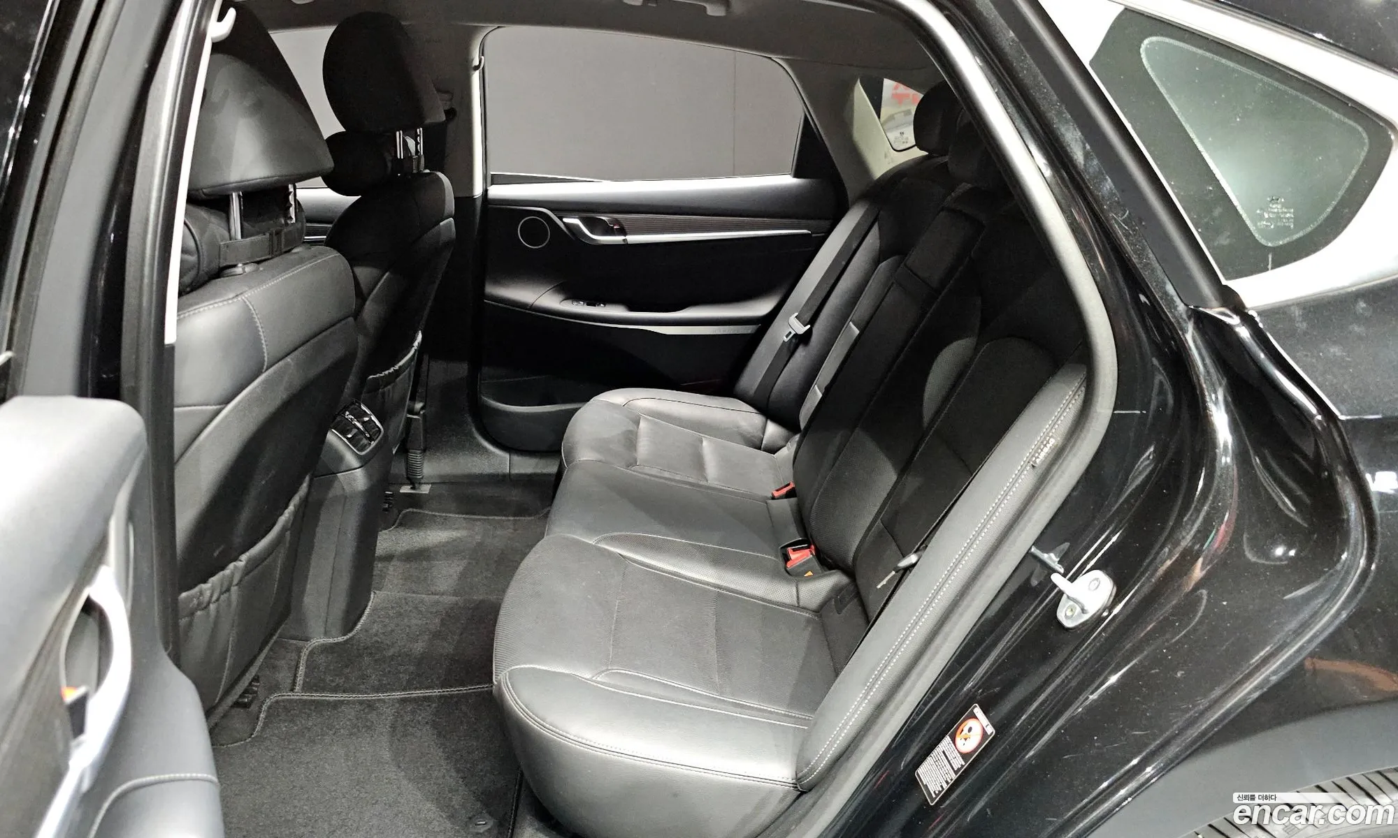 Hyundai Grandeur IG 2019 — 17