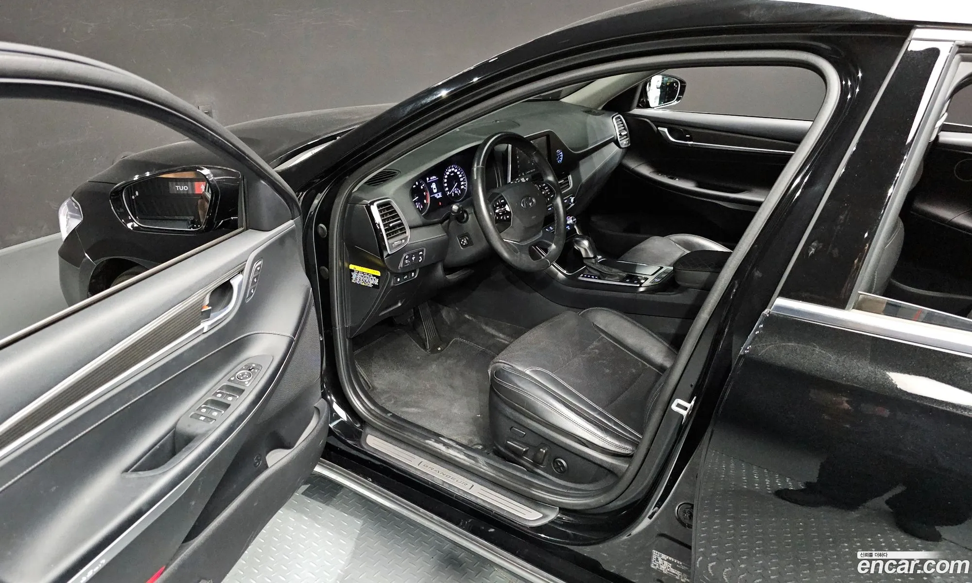 Hyundai Grandeur IG 2019 — 22
