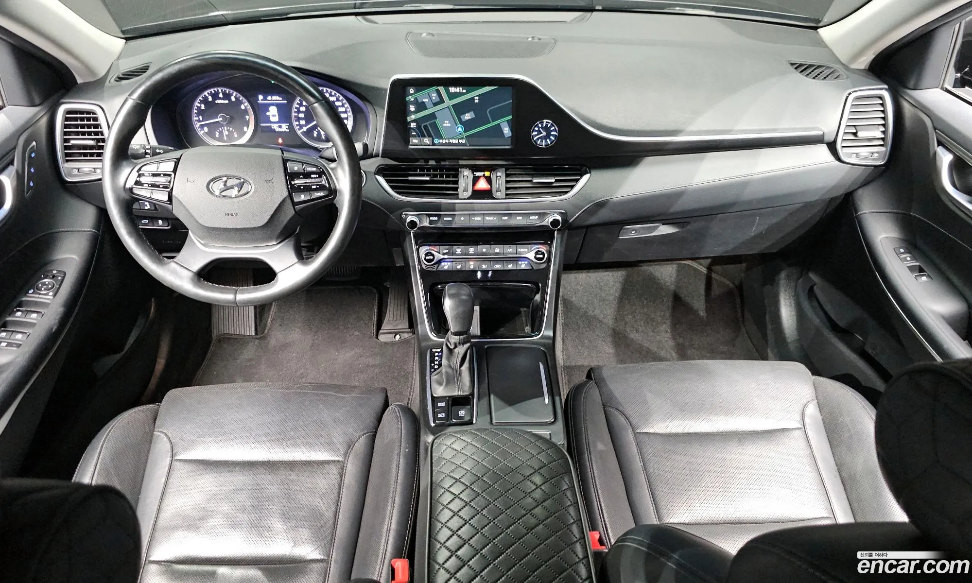 Hyundai Grandeur IG 2019 — 13