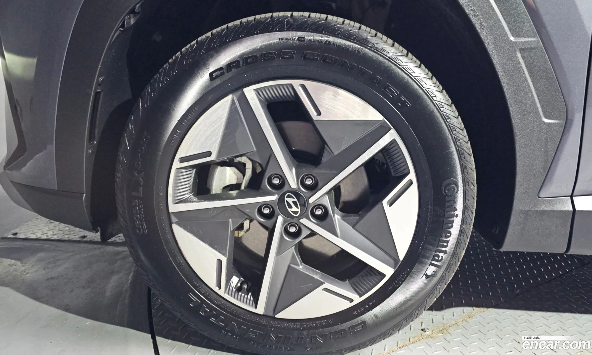 Hyundai Tucson Hybrid 2024 — 21