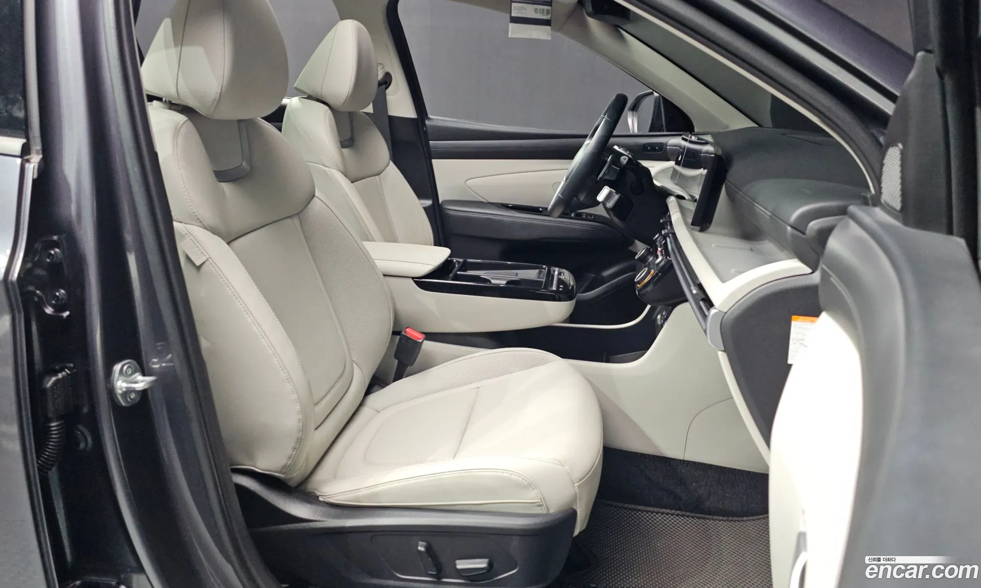 Hyundai Tucson Hybrid 2024 — 9