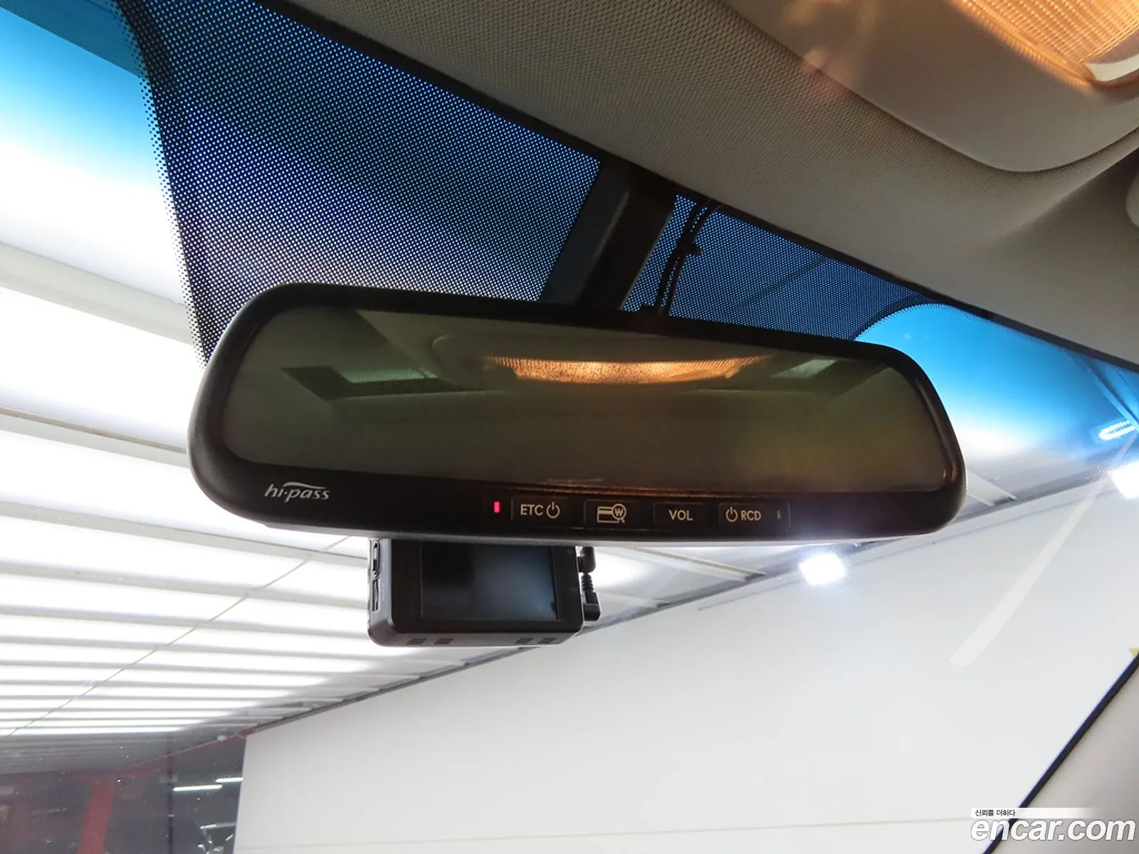Kia Carnival R 2014 — 17