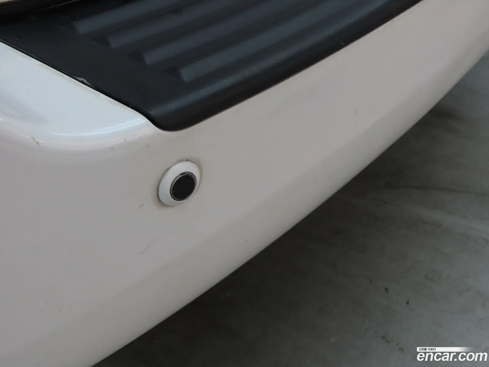 Kia Carnival R 2014 — 19