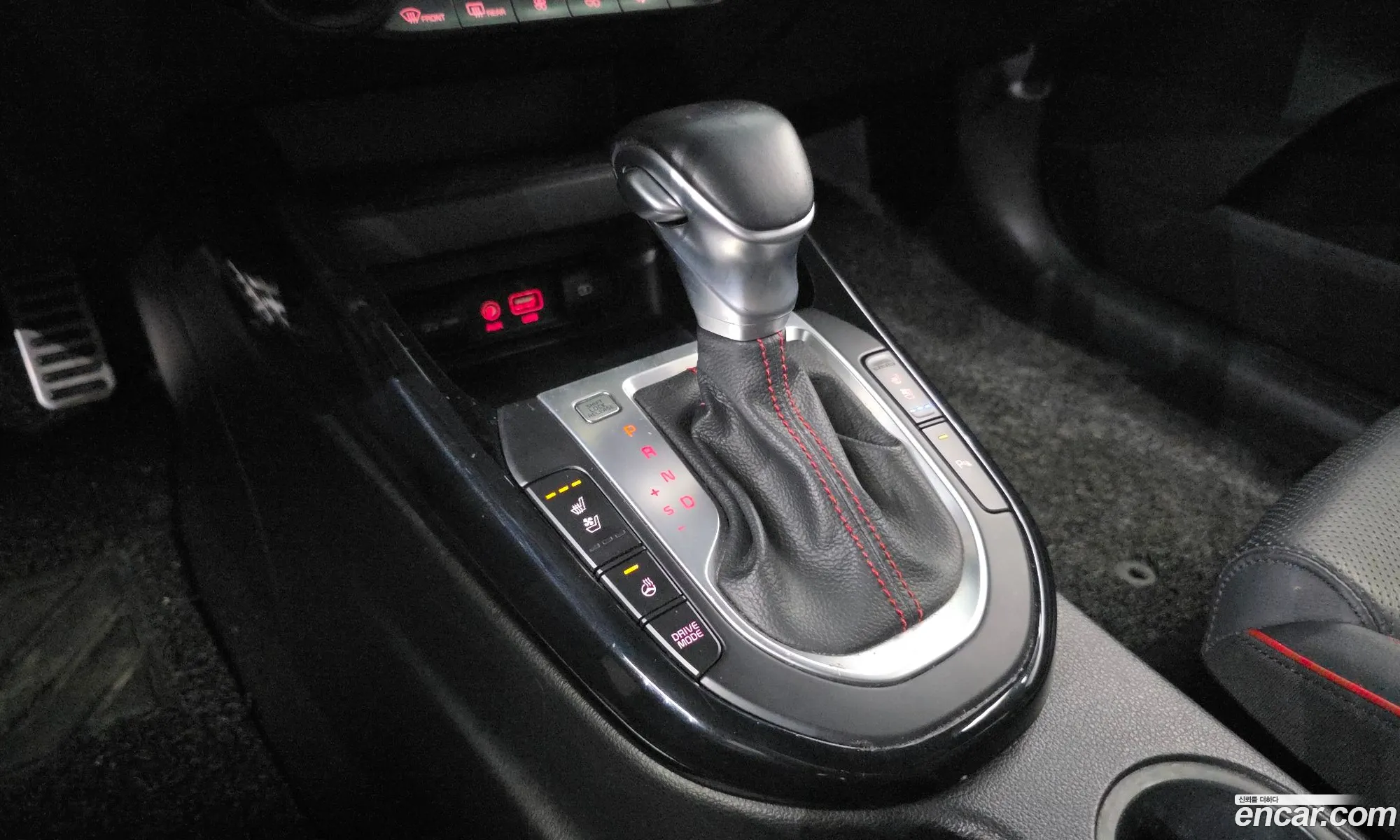 Kia K3 2019 KNAF4517GKA042437 — 5