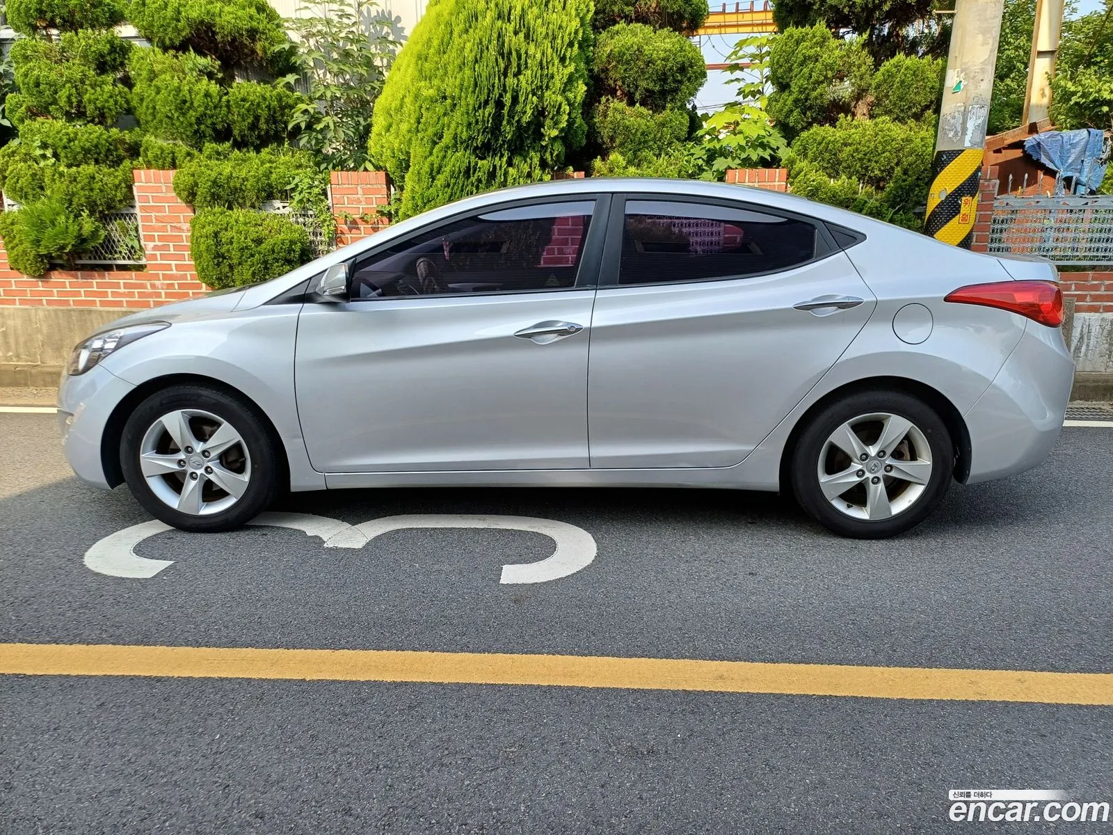 Hyundai Elantra MD 2012 — 14